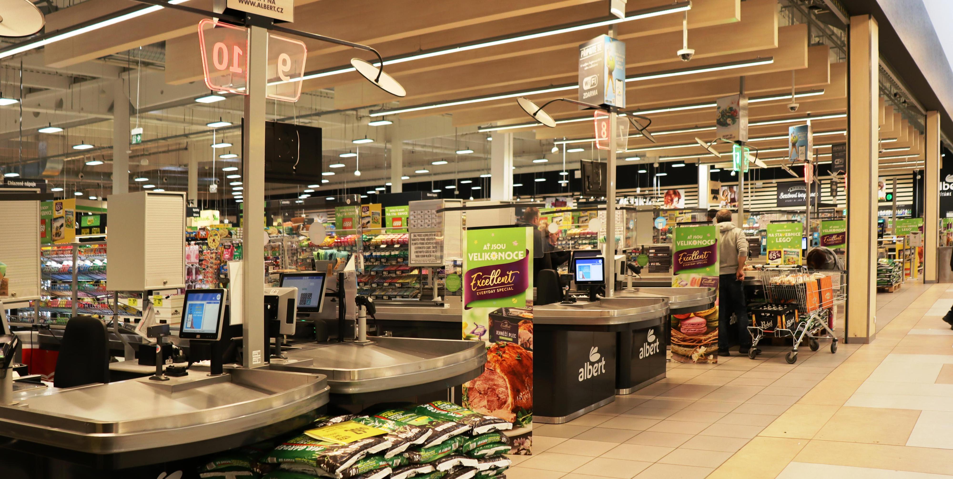 Obchodní centrum Kukleny foto 2