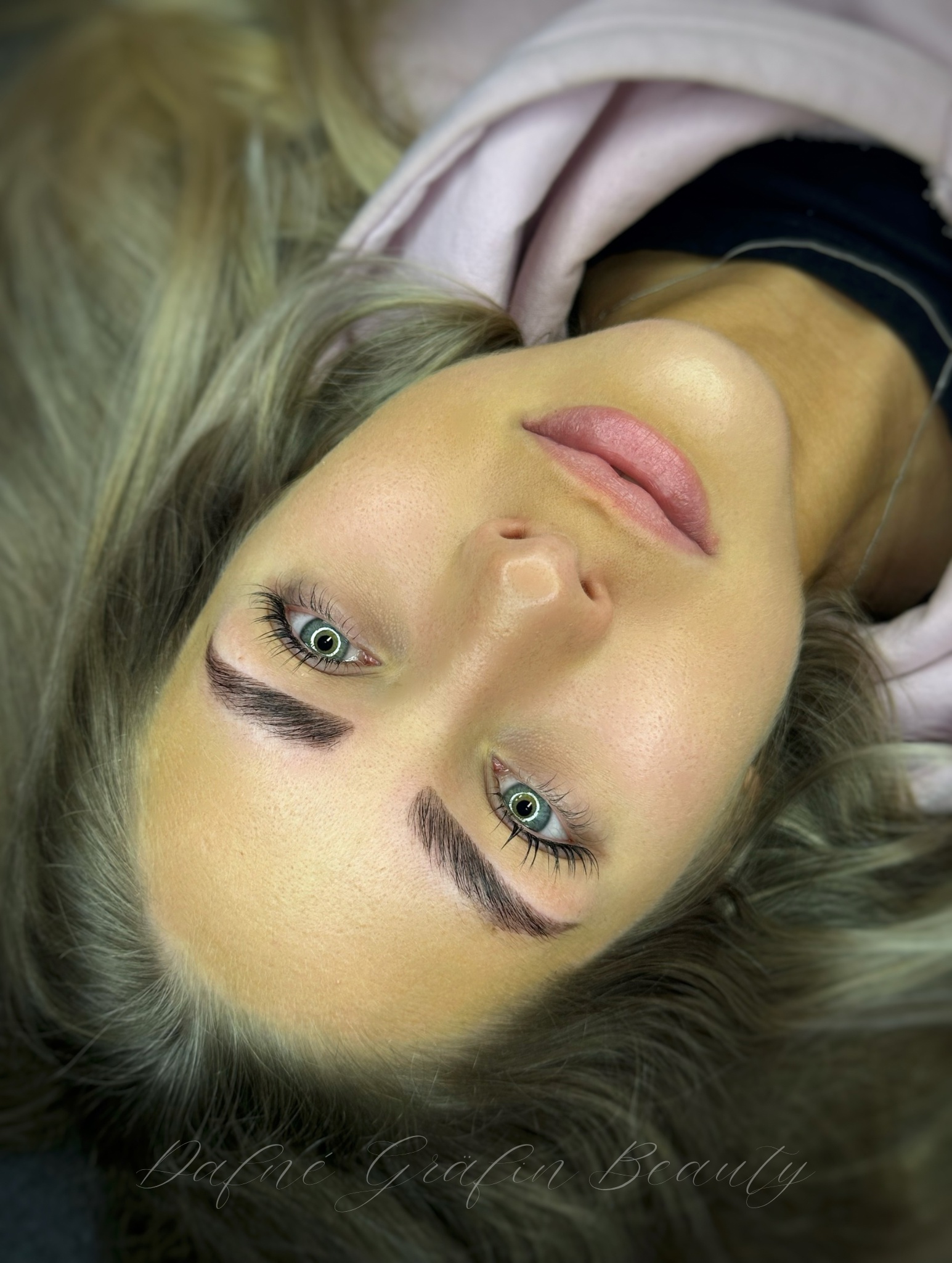 Estetický salon Dafné Gräfin Beauty foto 4
