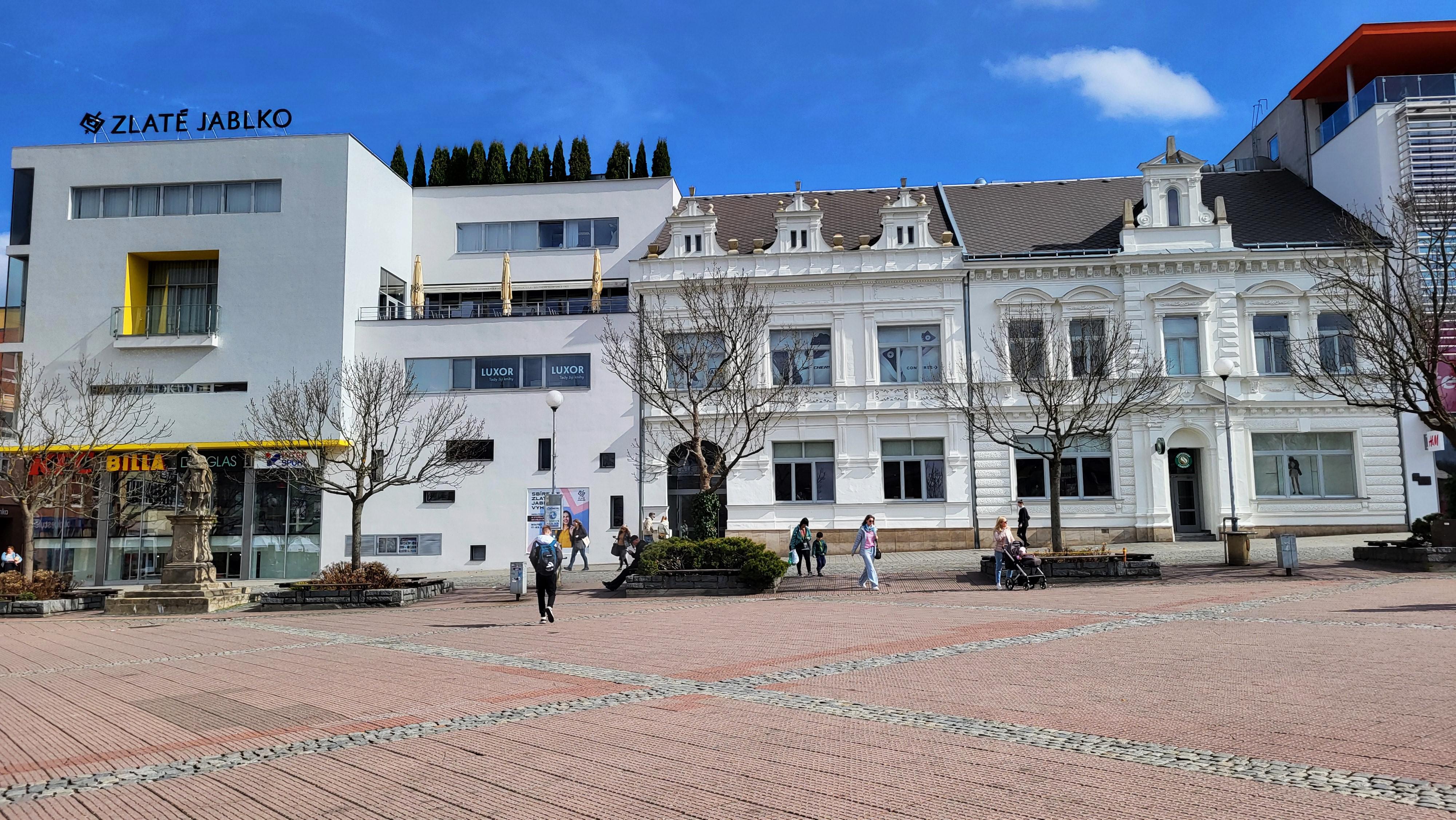Zlaté jablko, a.s. foto 2