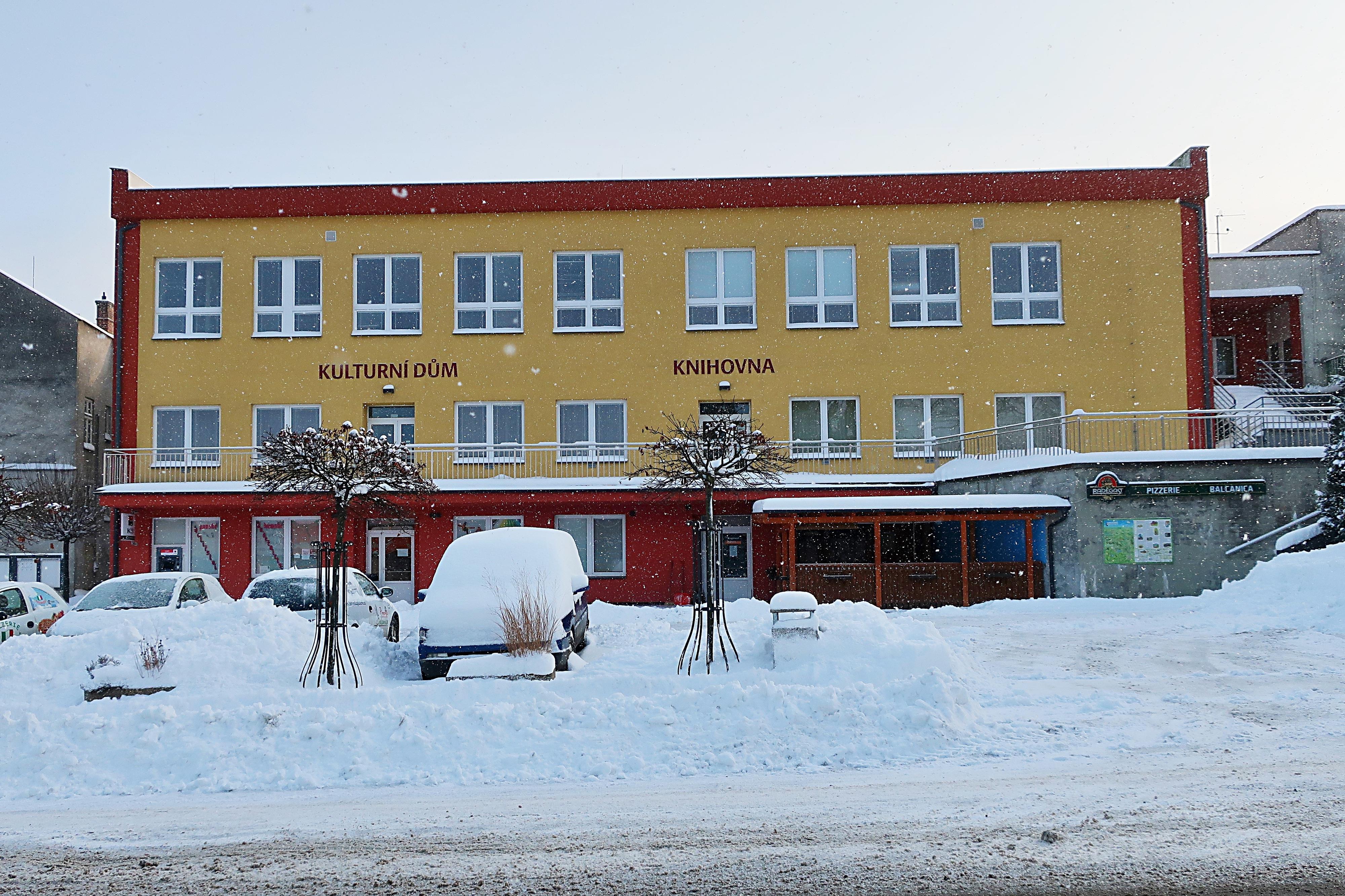 Místní knihovna Dolní Lutyně foto 2