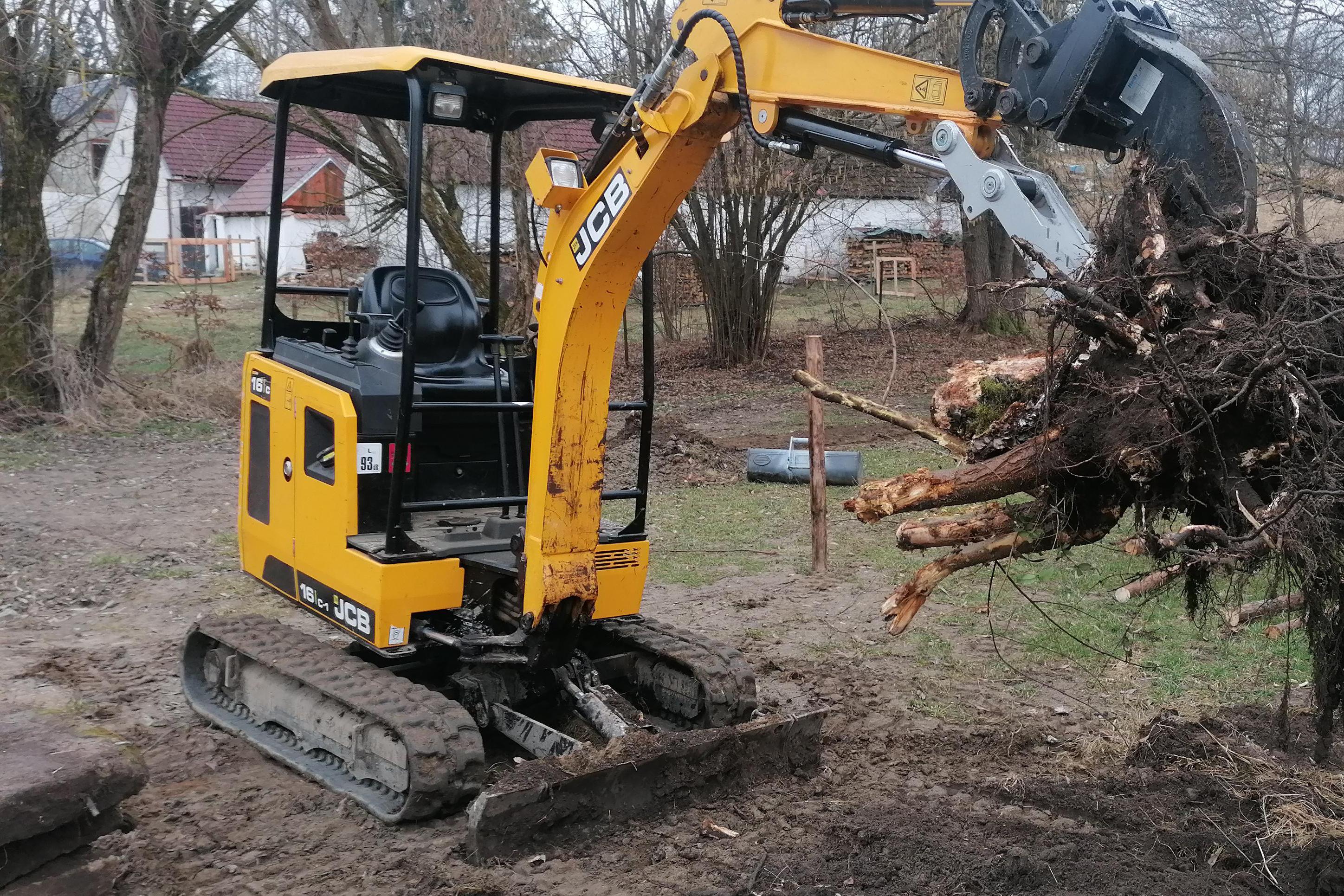 Zemní práce Lukáš Hadrava