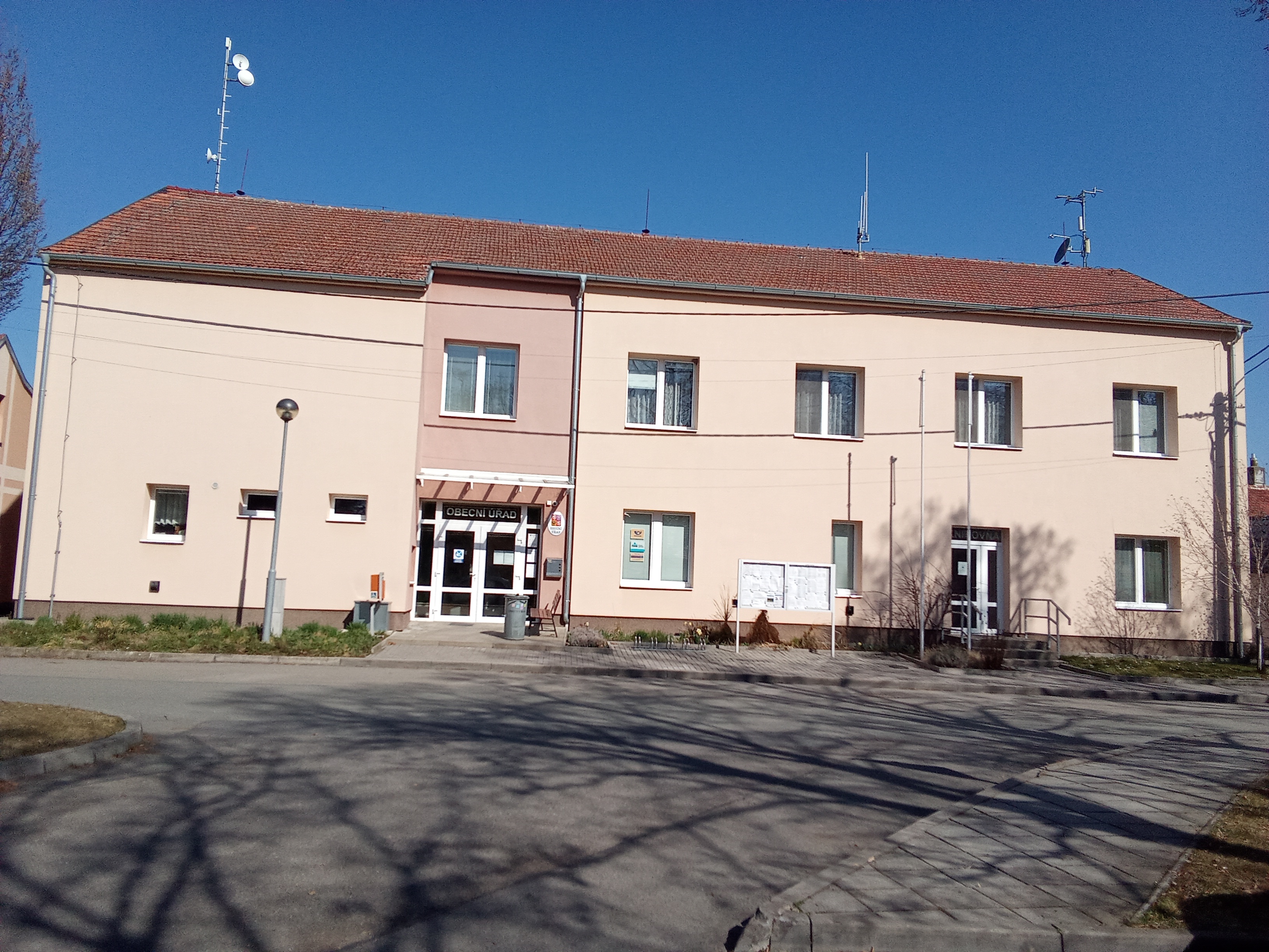 Křižanovice - obecní úřad foto 3