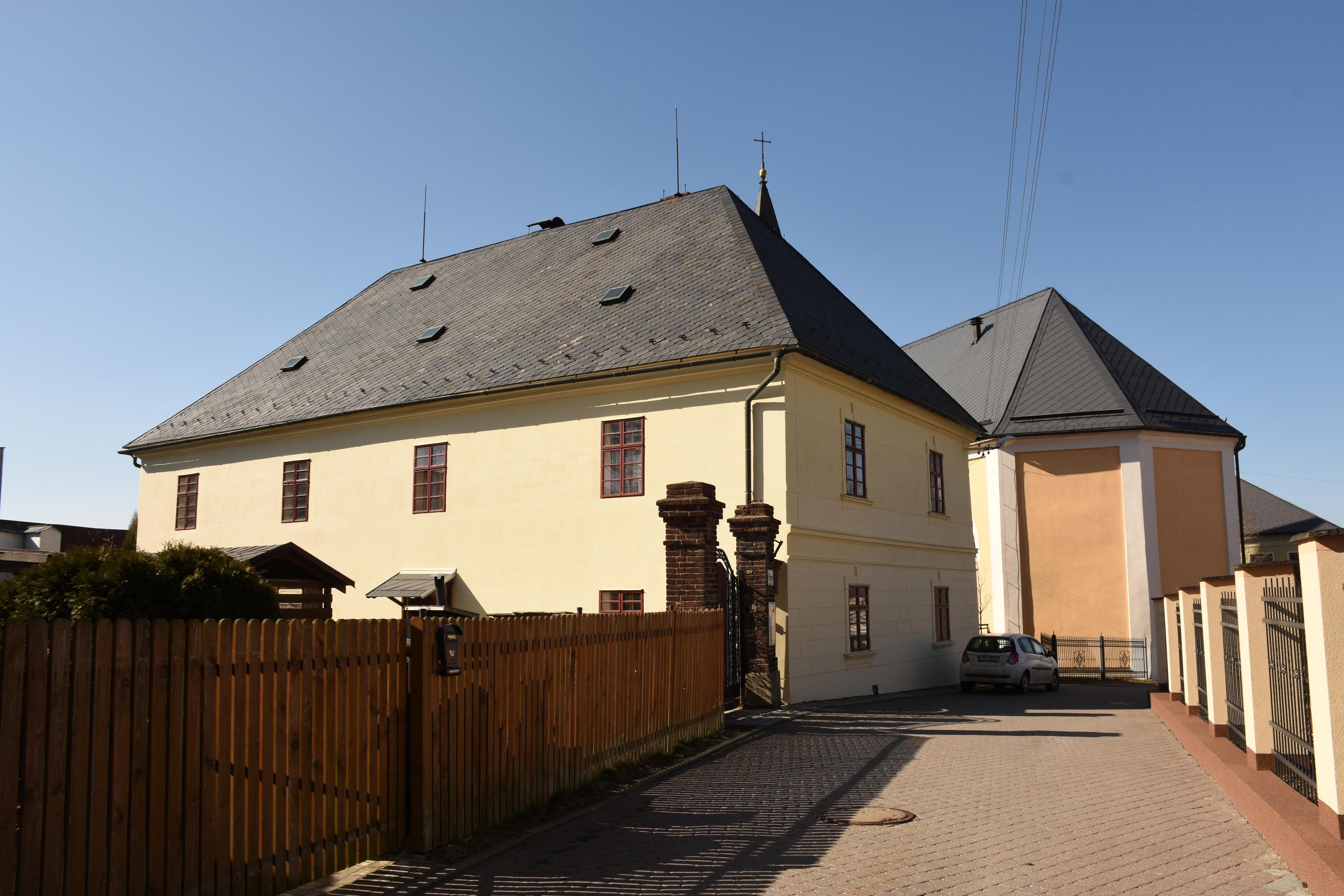 Římskokatolická farnost Horní Benešov