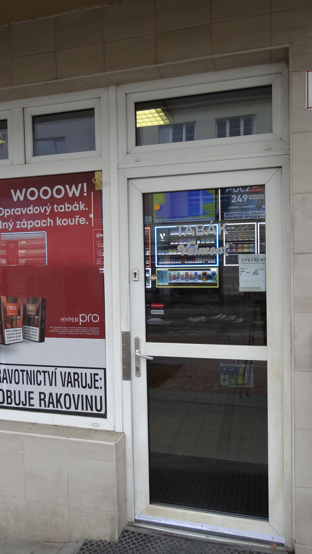 Tabák Valmont foto 2