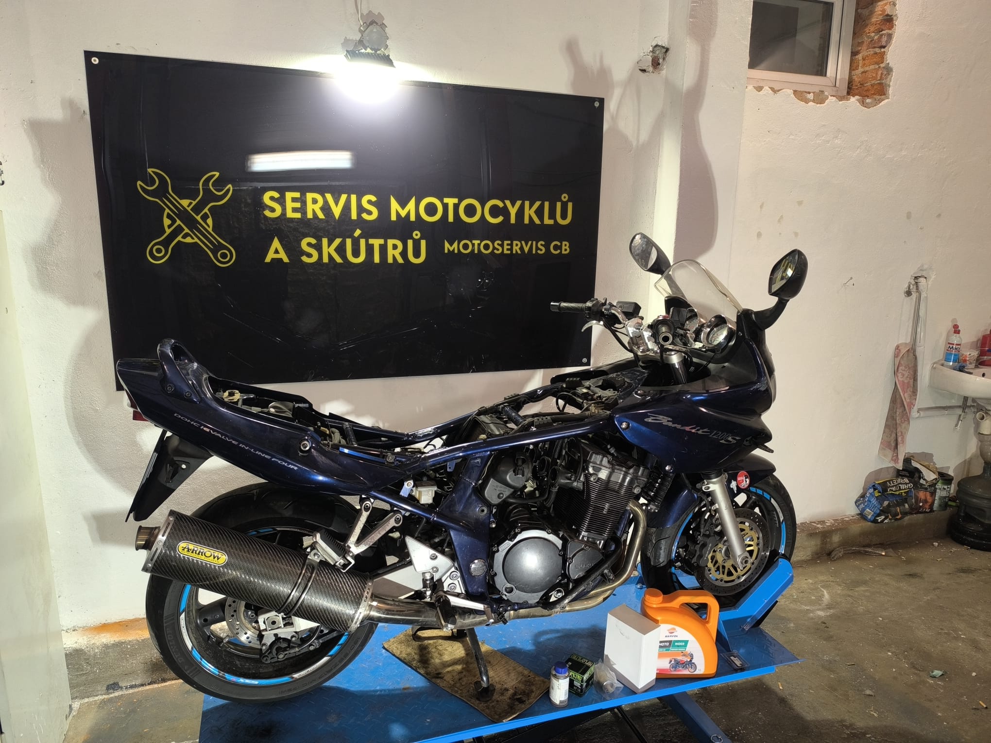 MotoServis CB - Ivo Burdík