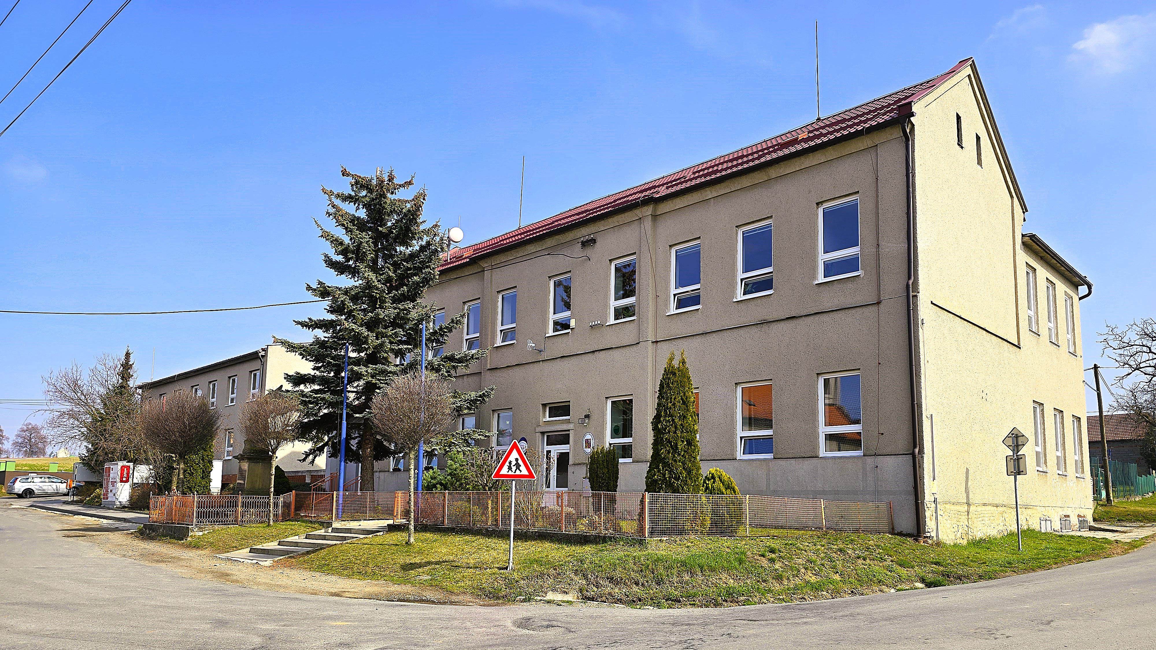 ZŠ a MŠ Myslejovice foto 6