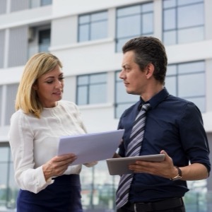 Sworn experts and appraisers