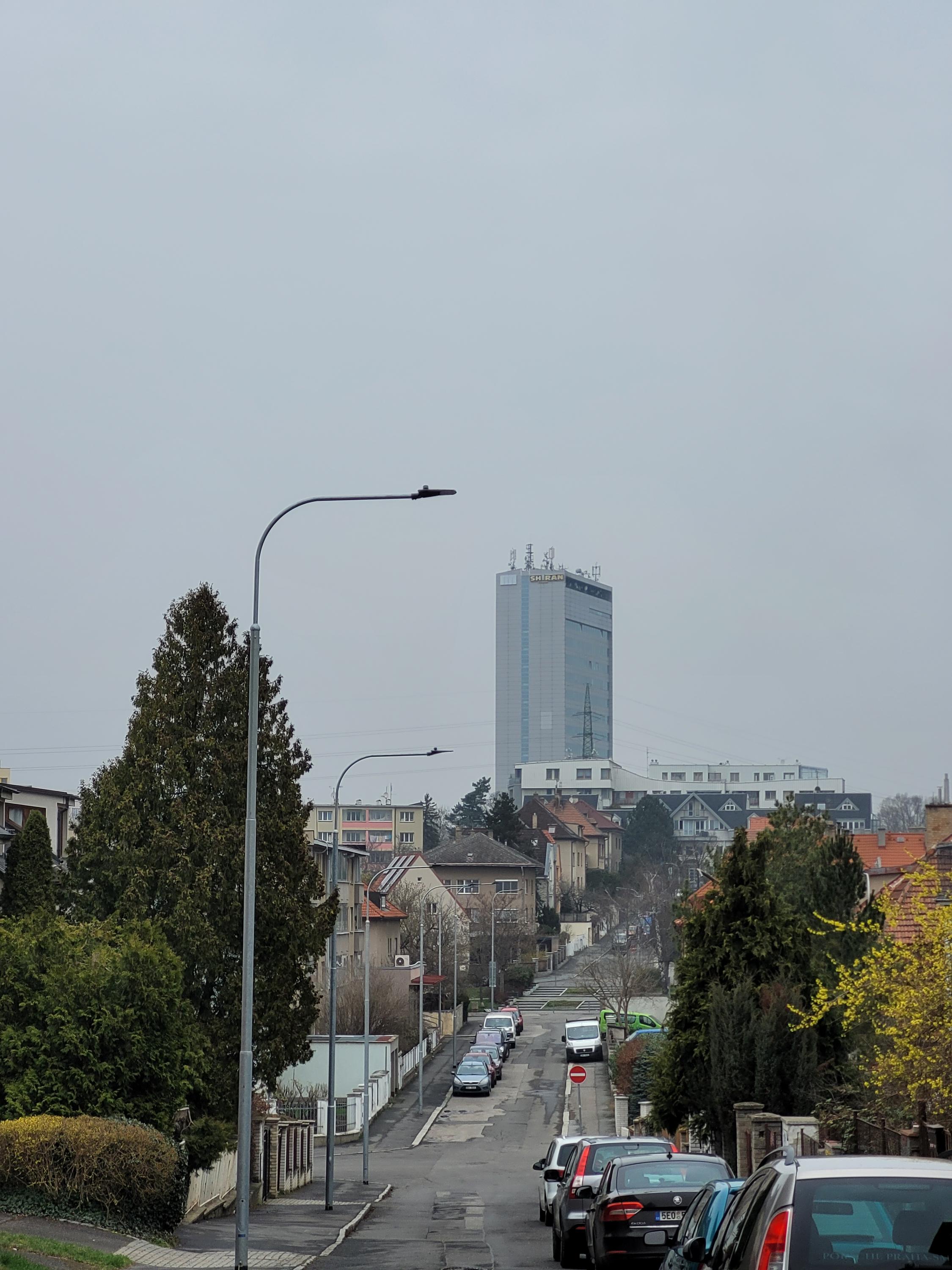 Shiran Tower foto 2
