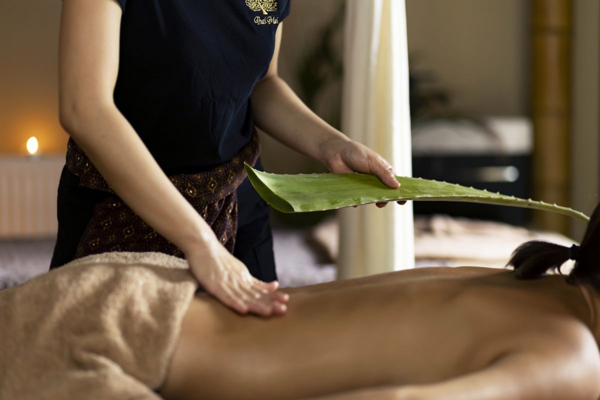 Thai massage - Thajské masáže  Ing. Miroslav Pulkrábek foto 4