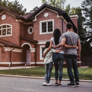 Family houses for sale and rent