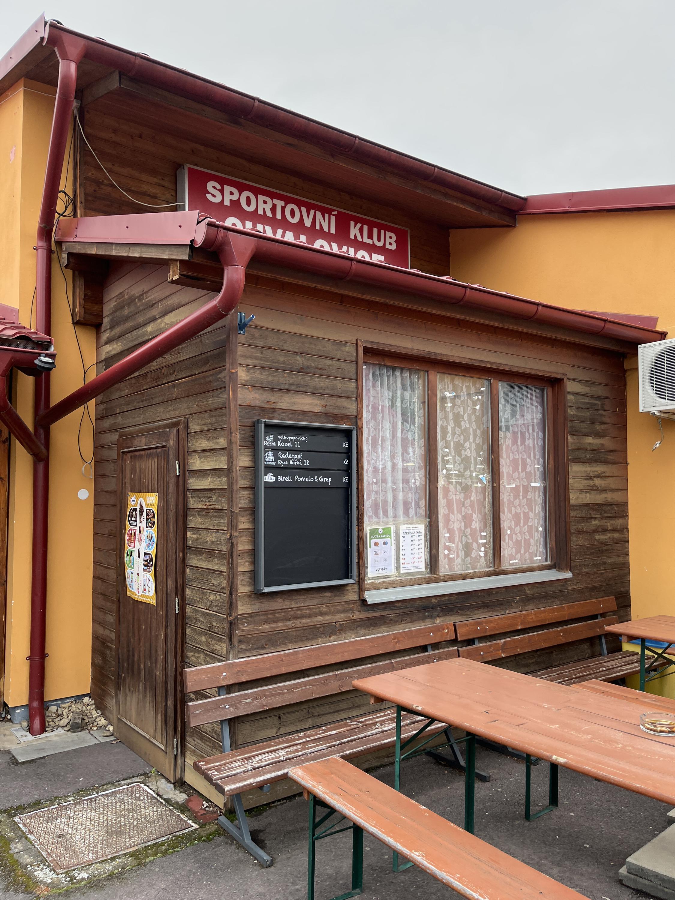 Sportovní areál - Obec Chvalovice foto 6