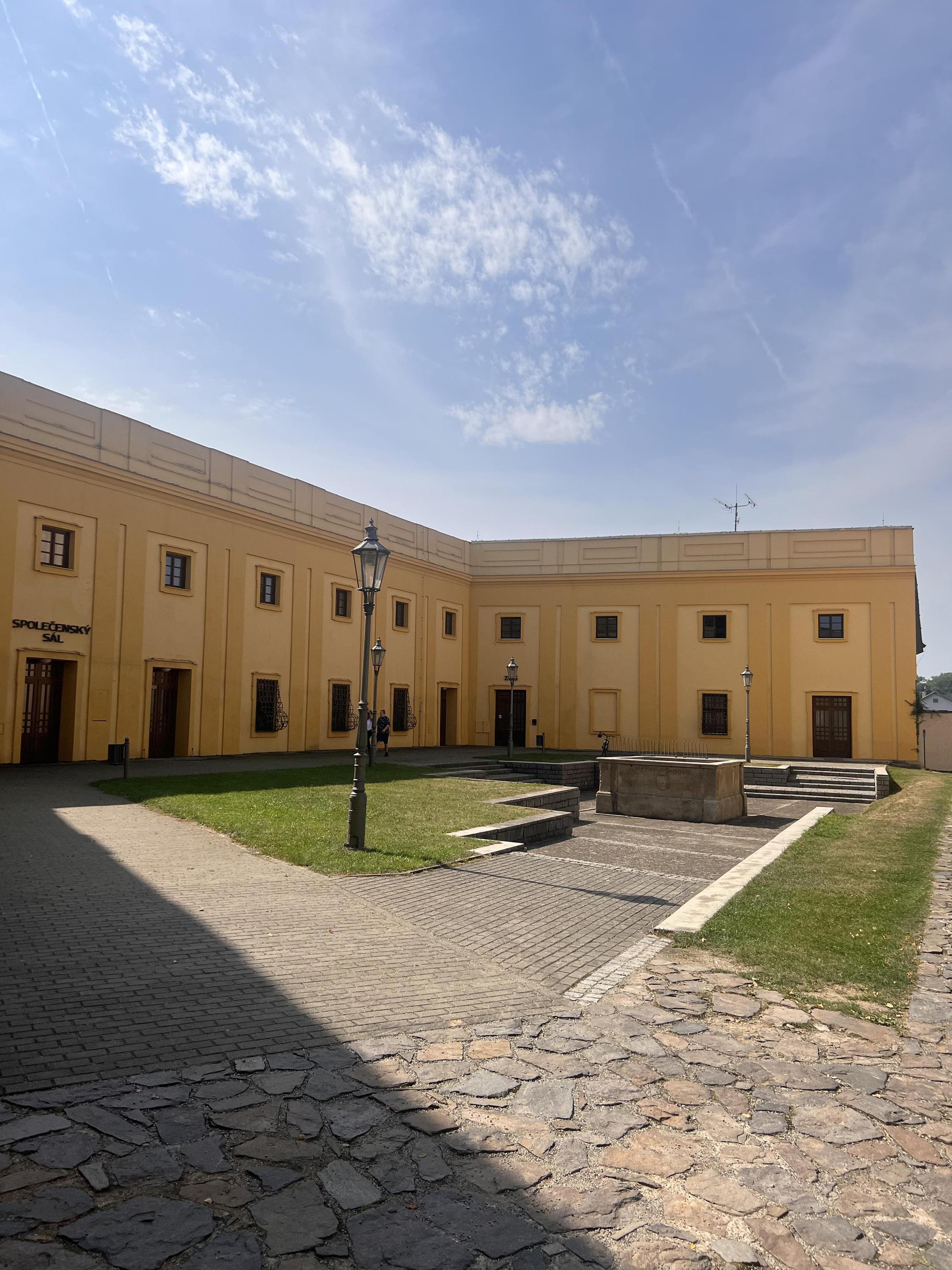Polenské muzeum - Areál hradu a zámku Polná foto 2