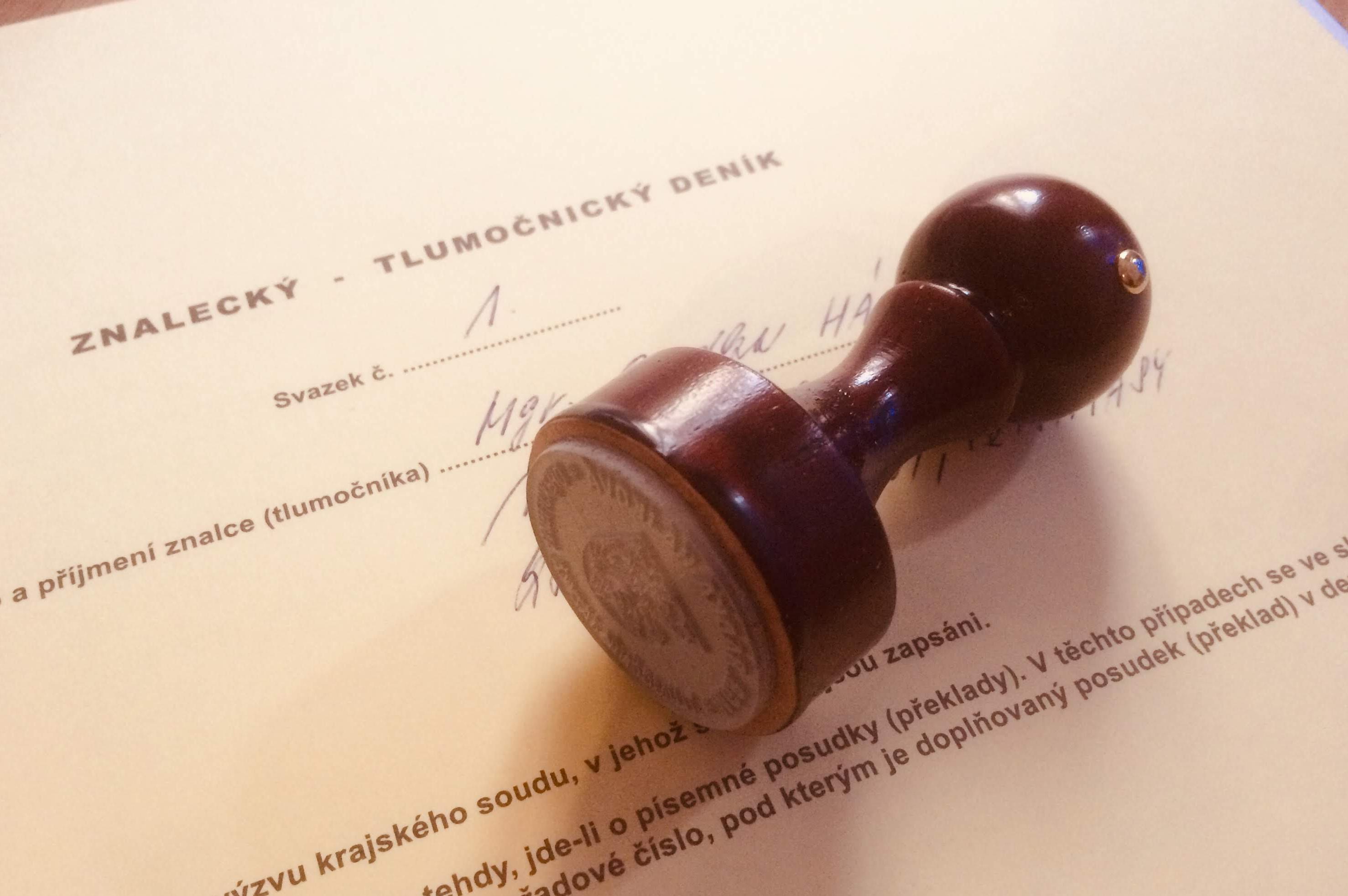 Mgr. Radka Hálová - soudní překladatelka