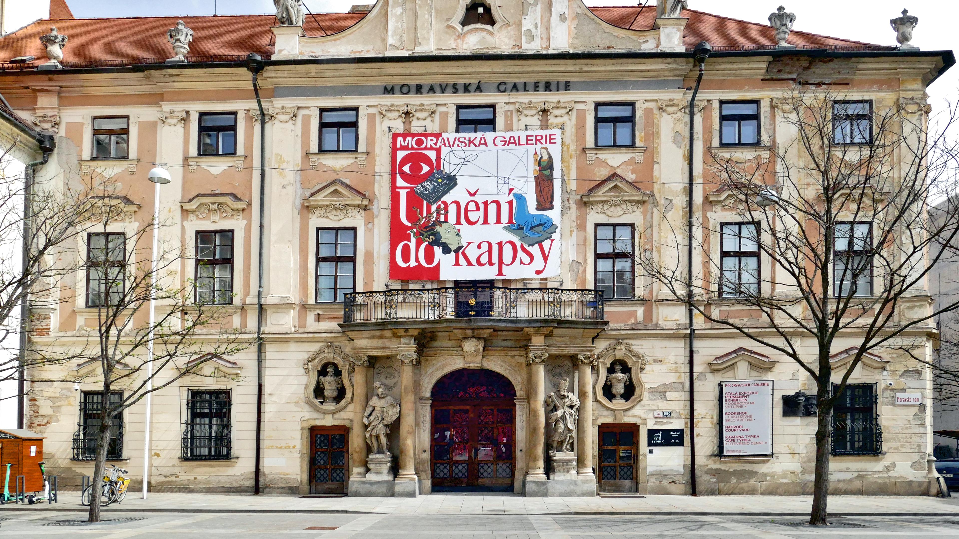 Místodržitelský palác foto 2
