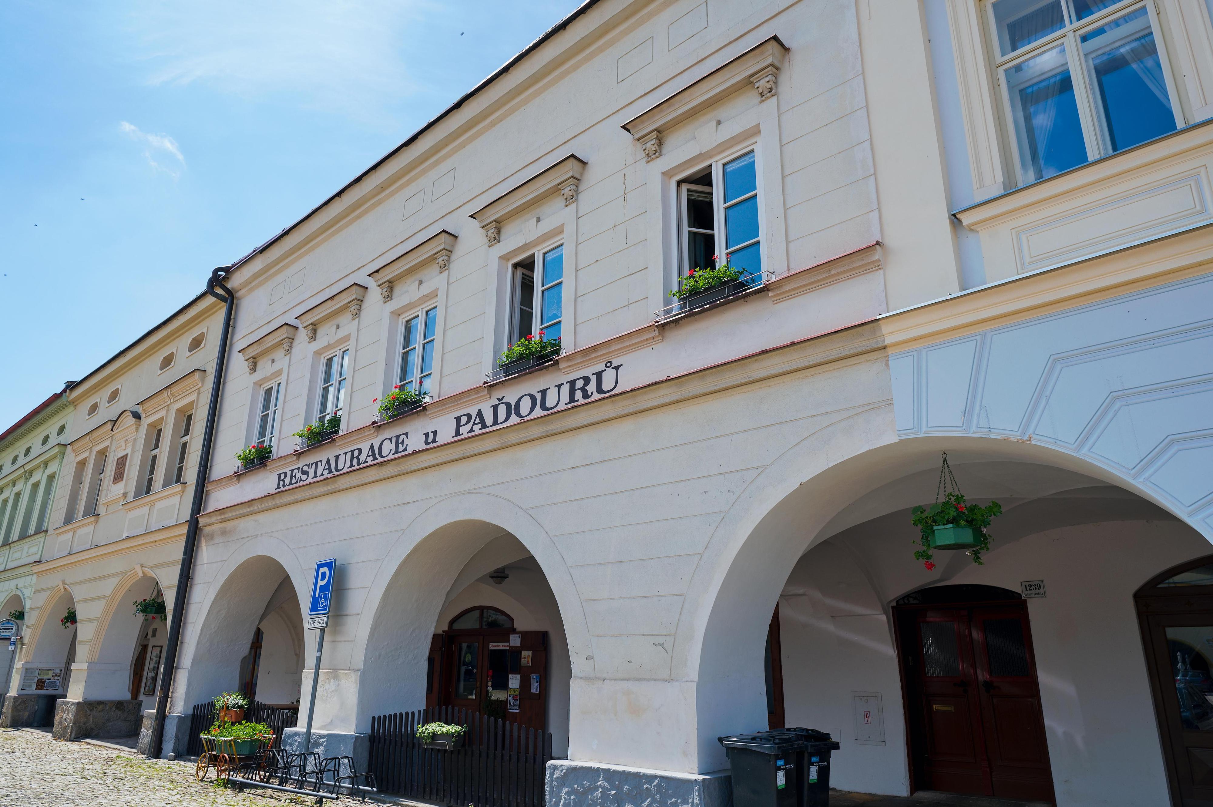 Restaurace U Paďourů foto 3