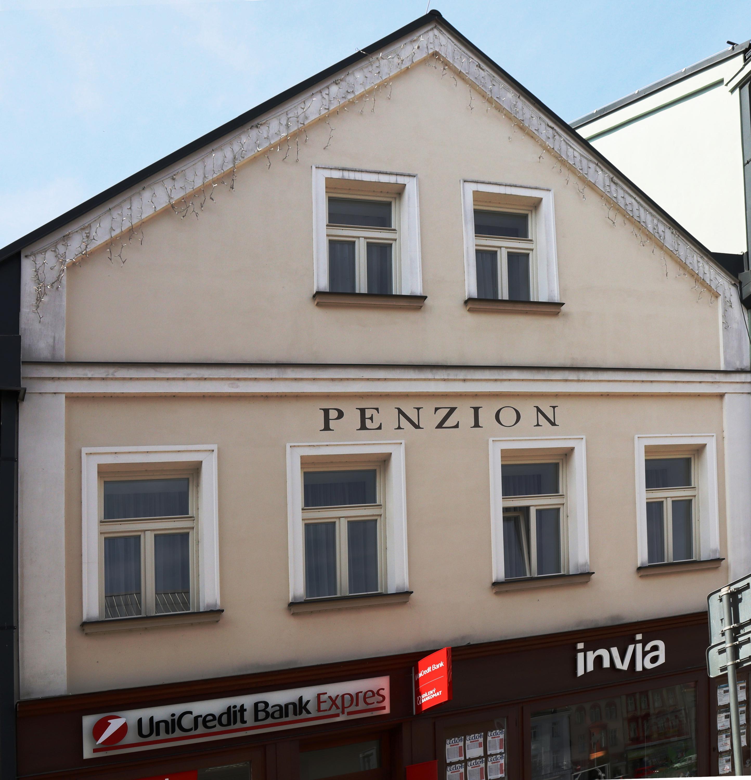 Bankomat UniCredit Bank Czech Republic foto 3