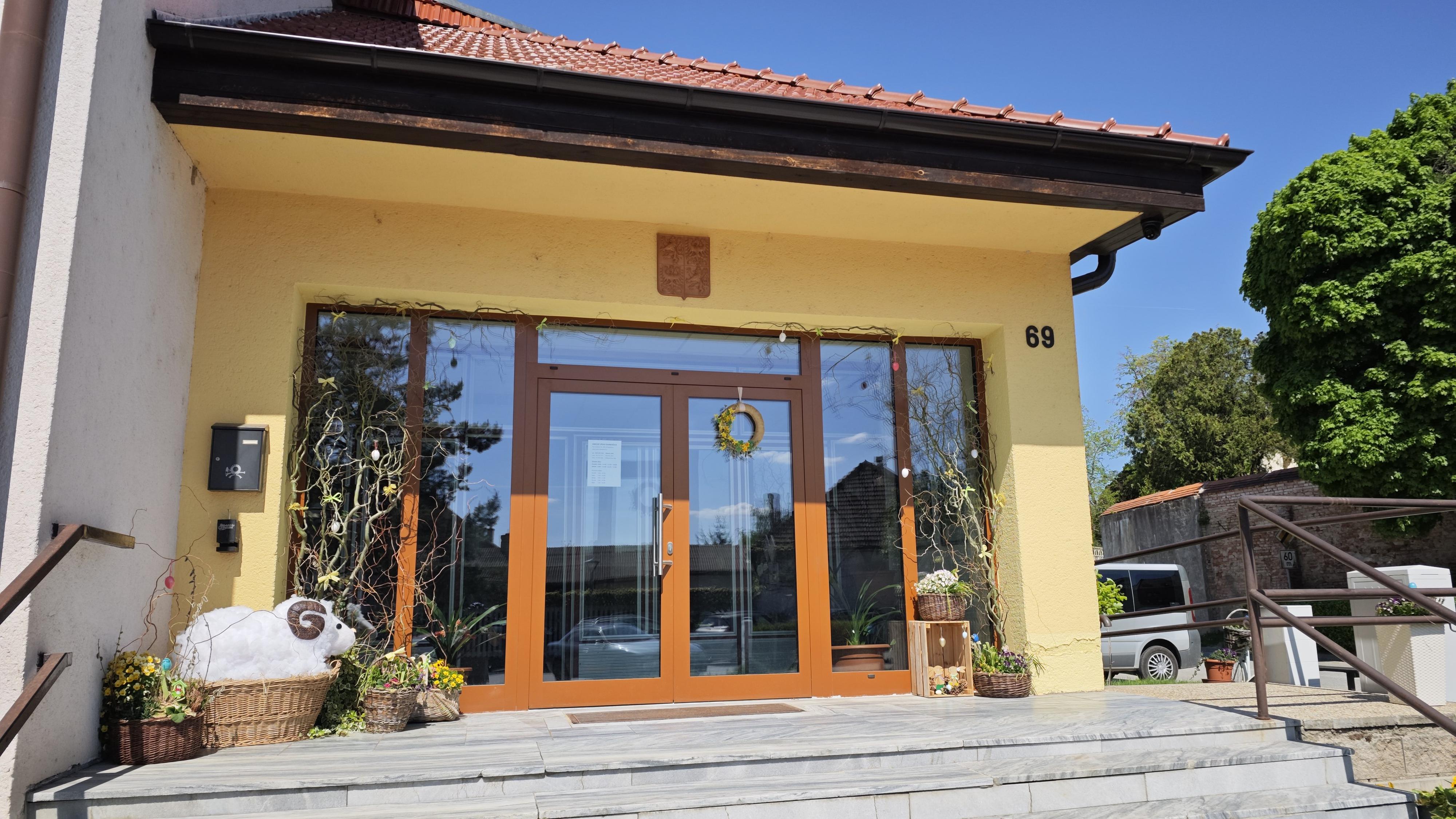 Dambořice - obecní úřad foto 6