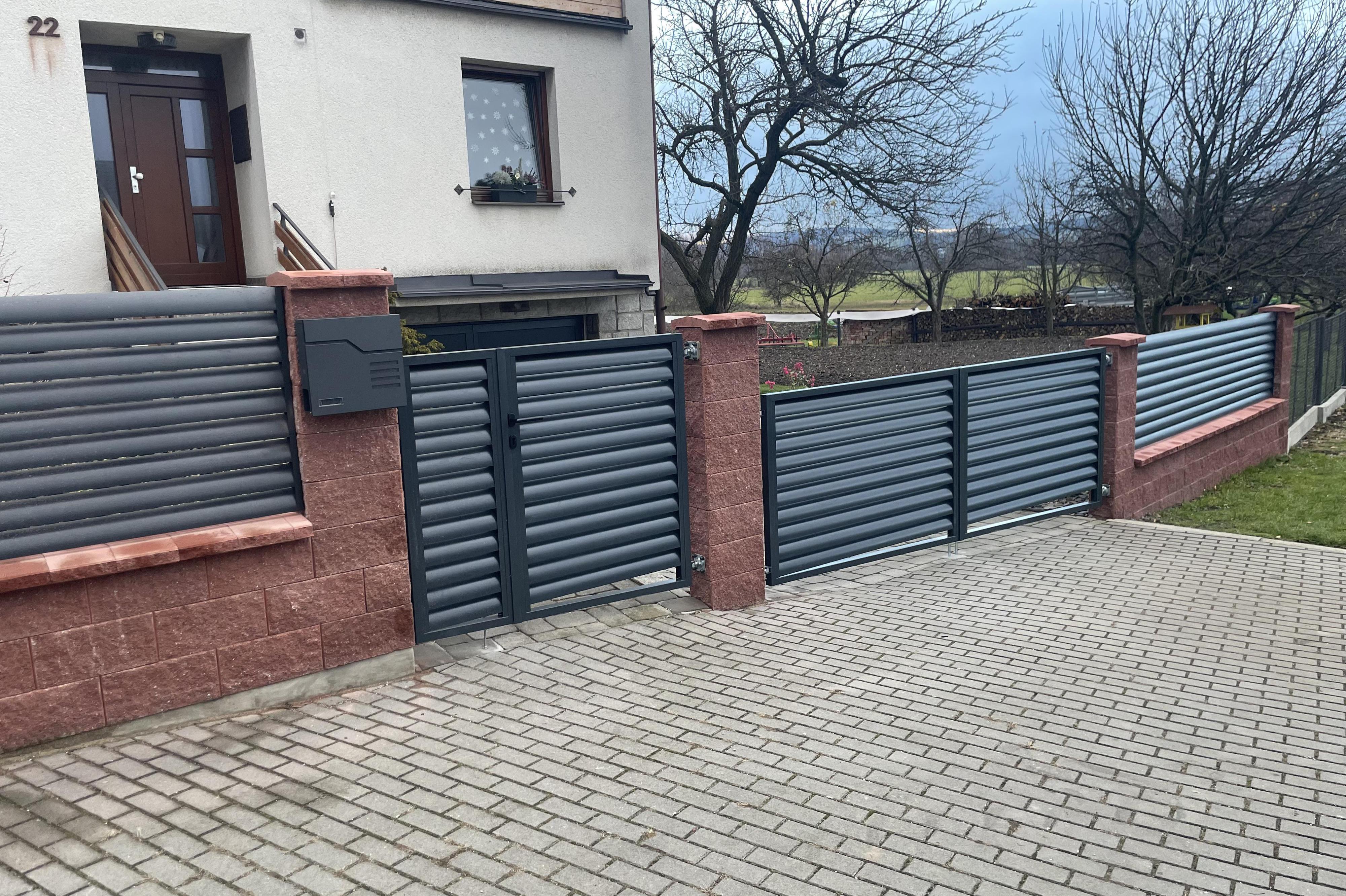 FAJNY STÍN Antonín Moravec