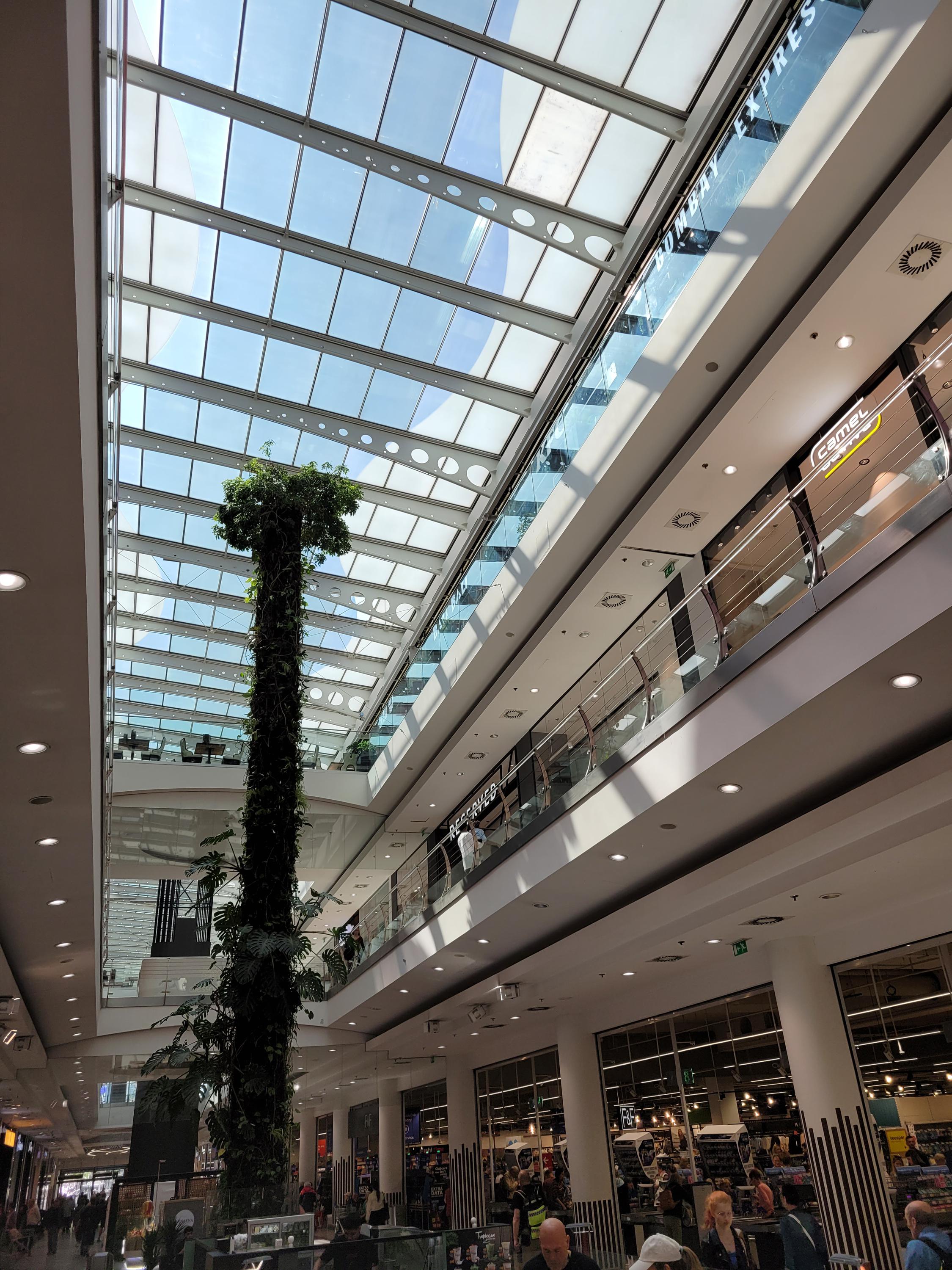 Obchodní centrum Nový Smíchov foto 6