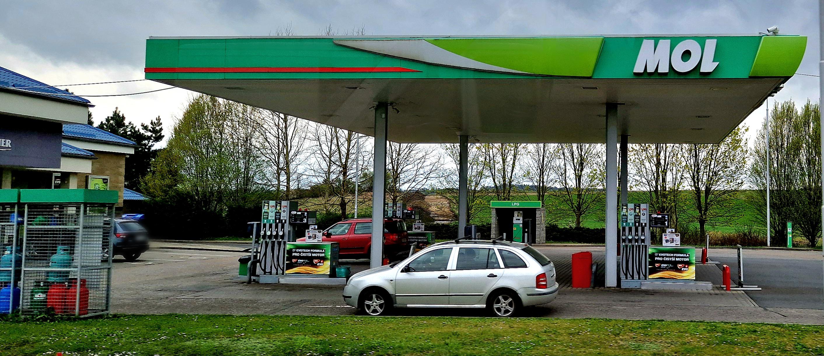 MOL čerpací stanice LPG foto 2