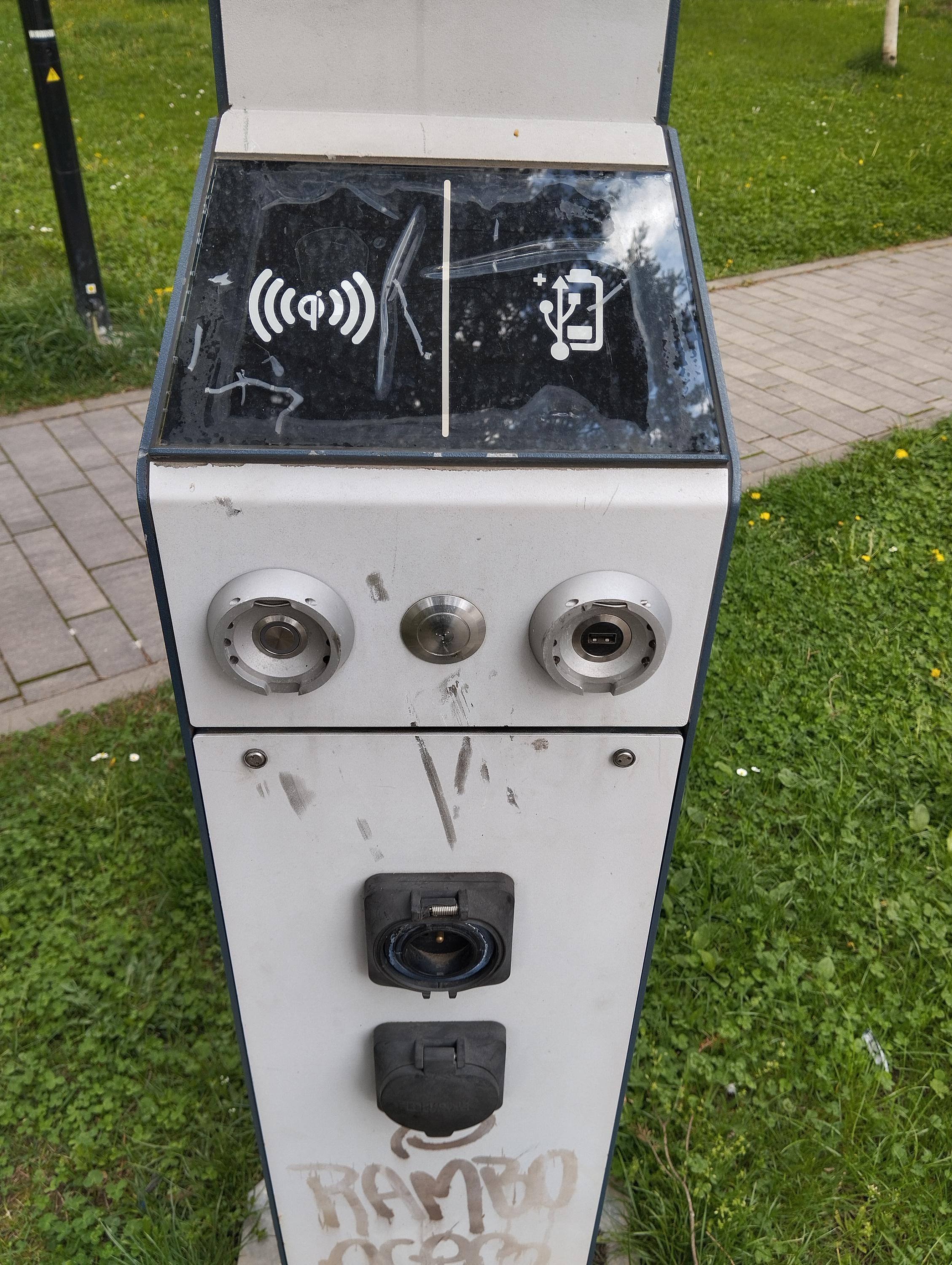 Nabíjecí stanice - zásuvka Očadlíkova foto 6