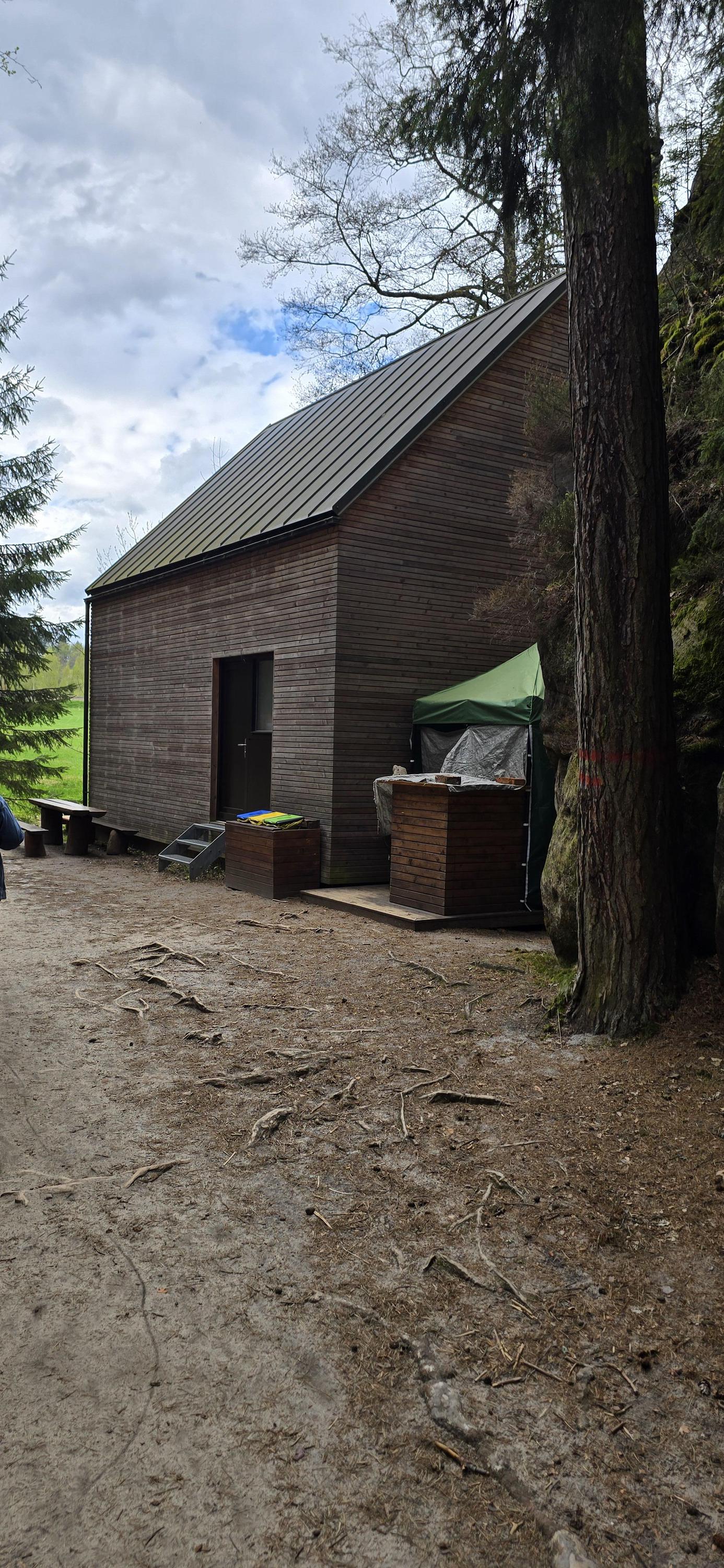 Občerstvení pod skalami foto 4