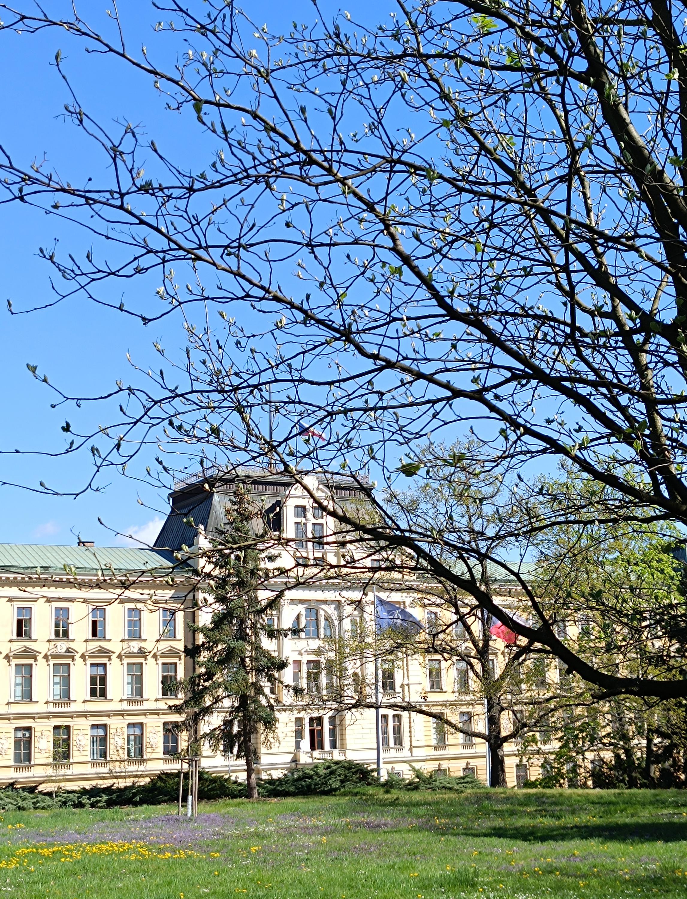 Ministerstvo obrany foto 3