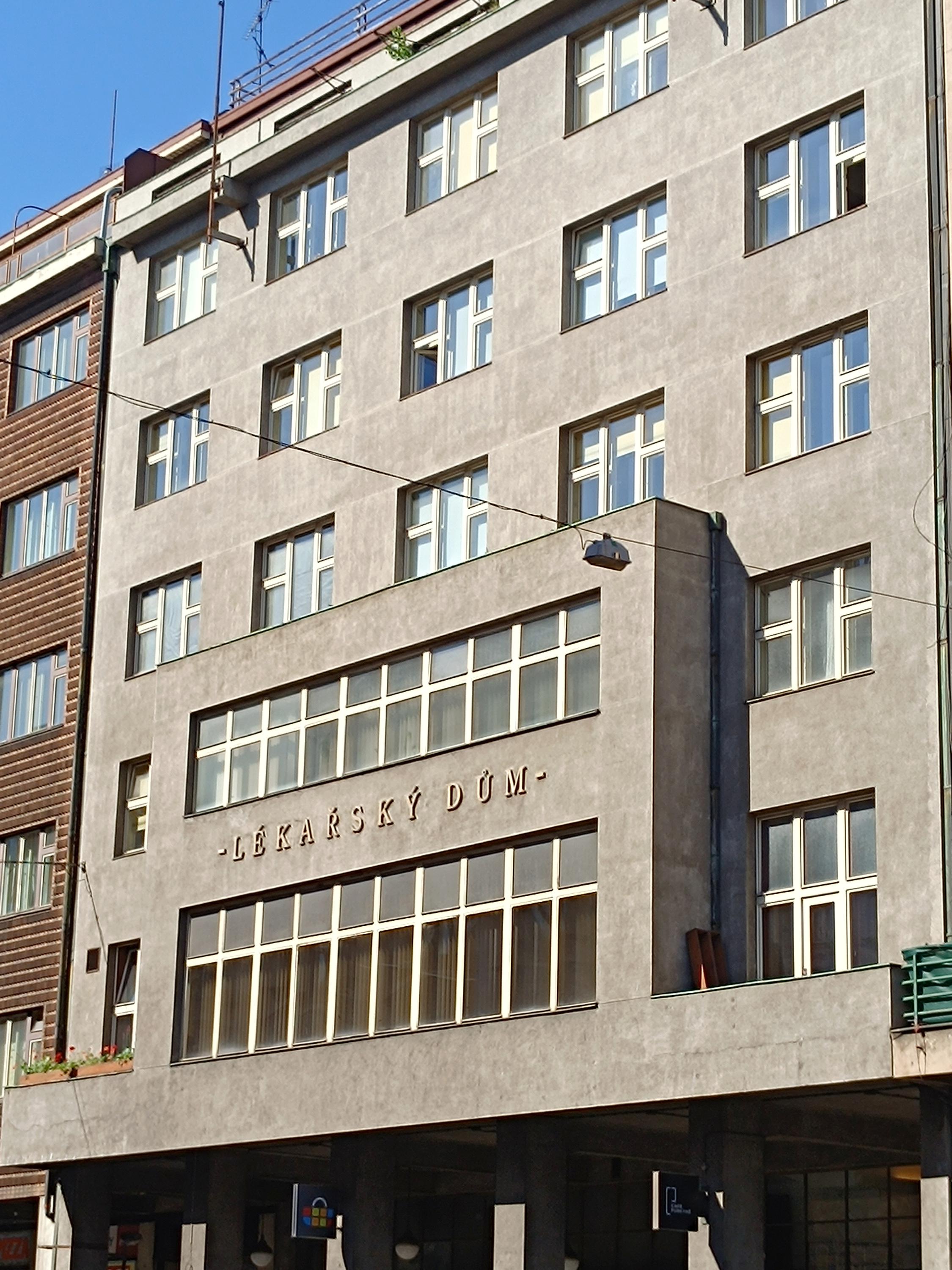 Lékařský dům foto 3
