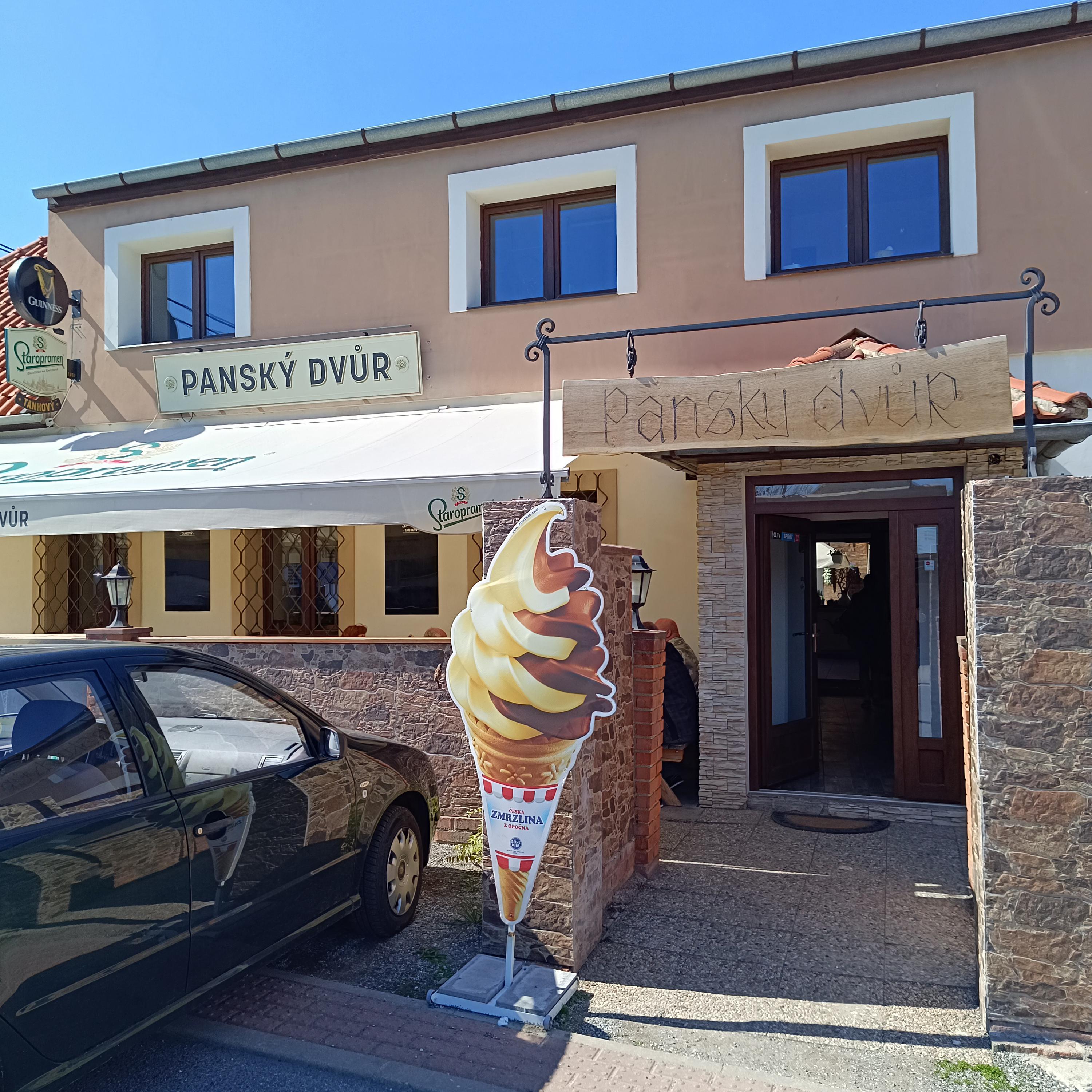 Panský dvůr - restaurace Řitka foto 6