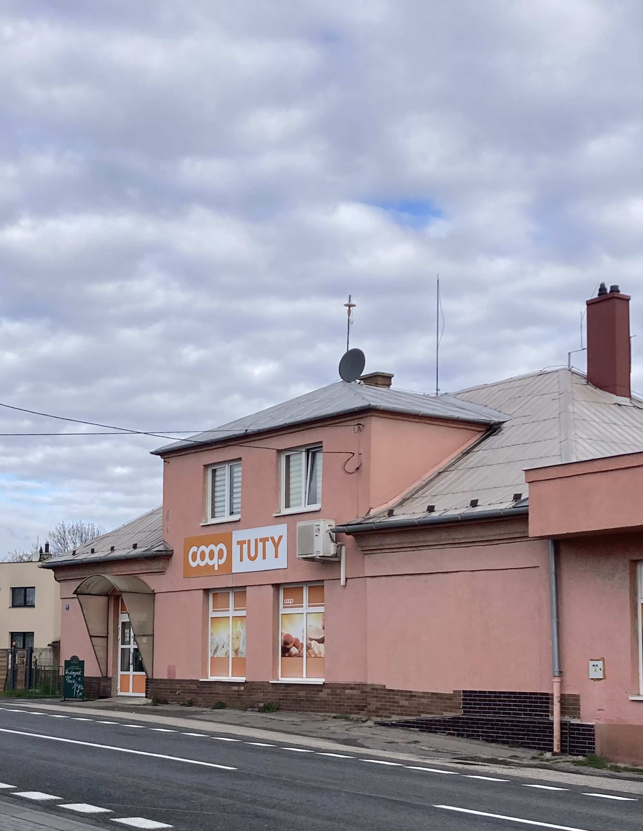 COOP Beskydy, spotřební družstvo foto 2