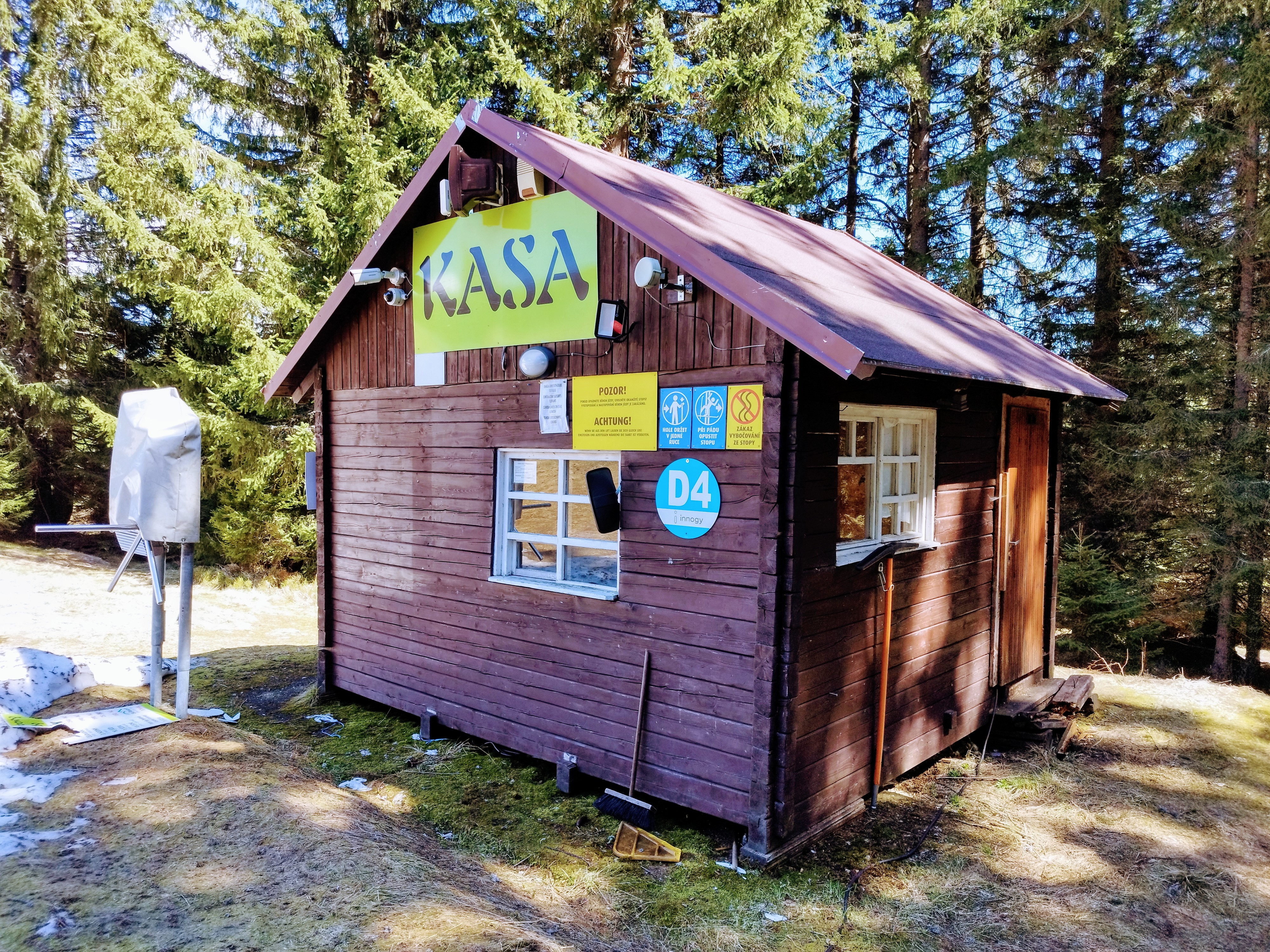 Sagasserovy boudy u dvou vleků