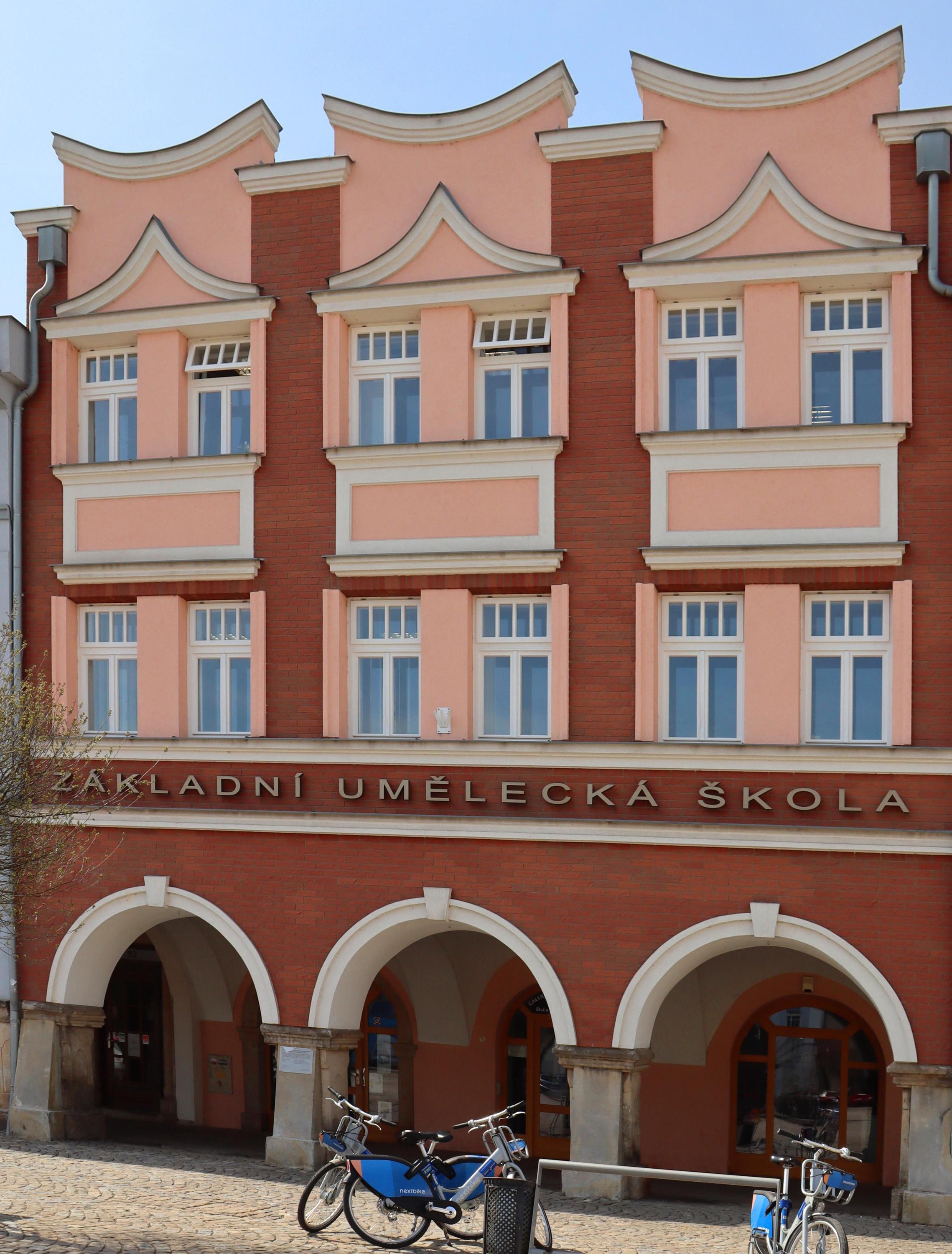 ZUŠ R. A. Dvorského, Dvůr Králové nad Labem foto 2