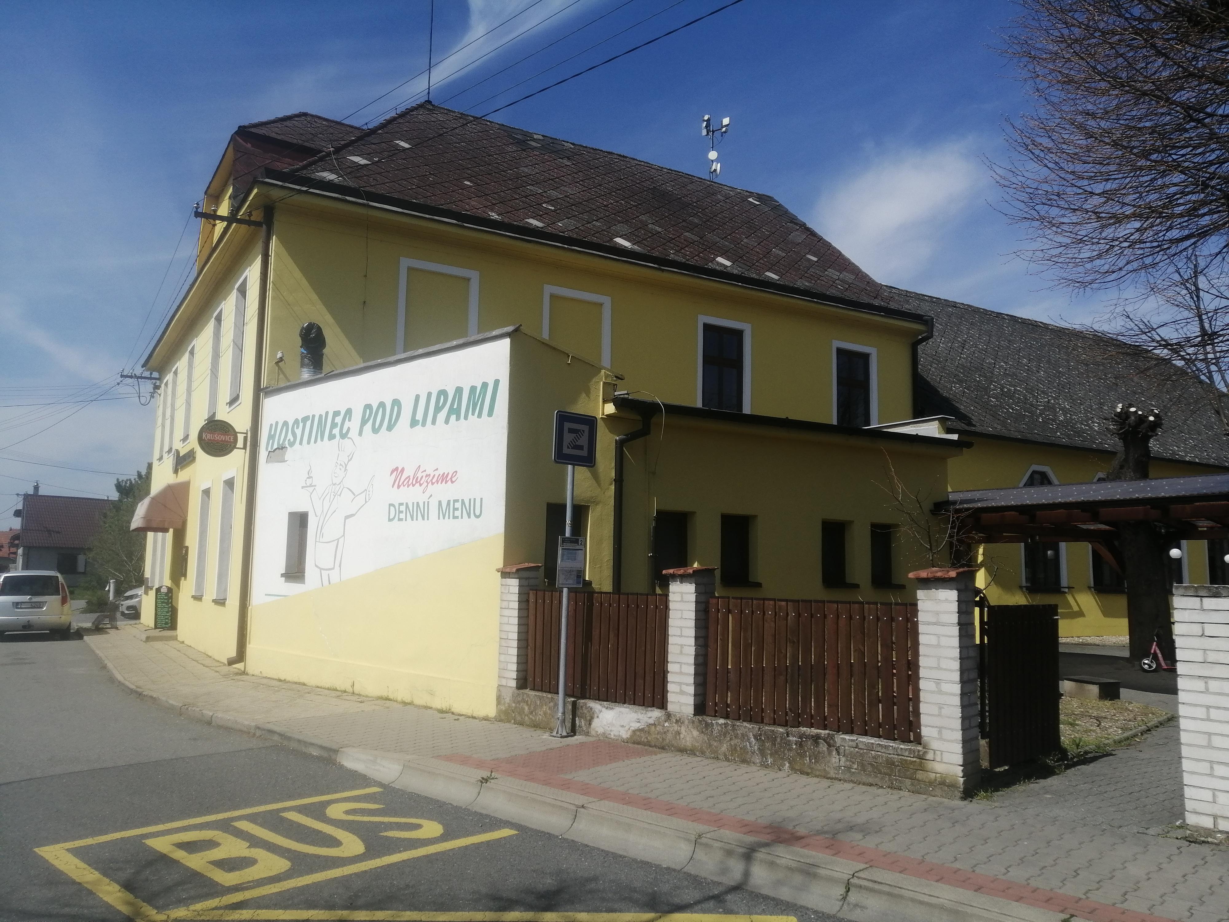 Restaurace a sál Pod lipami foto 5