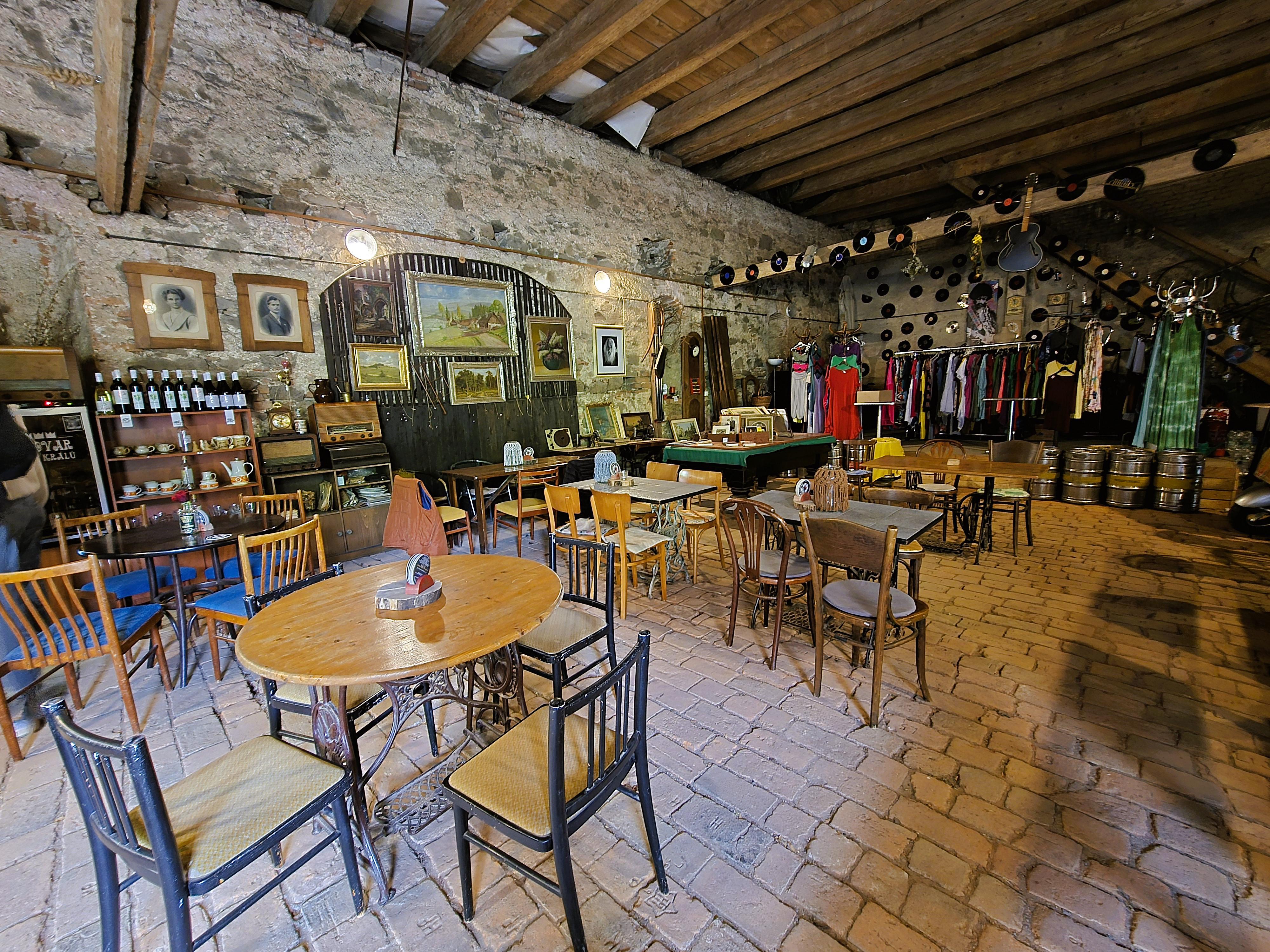 Dřevěný bar foto 6