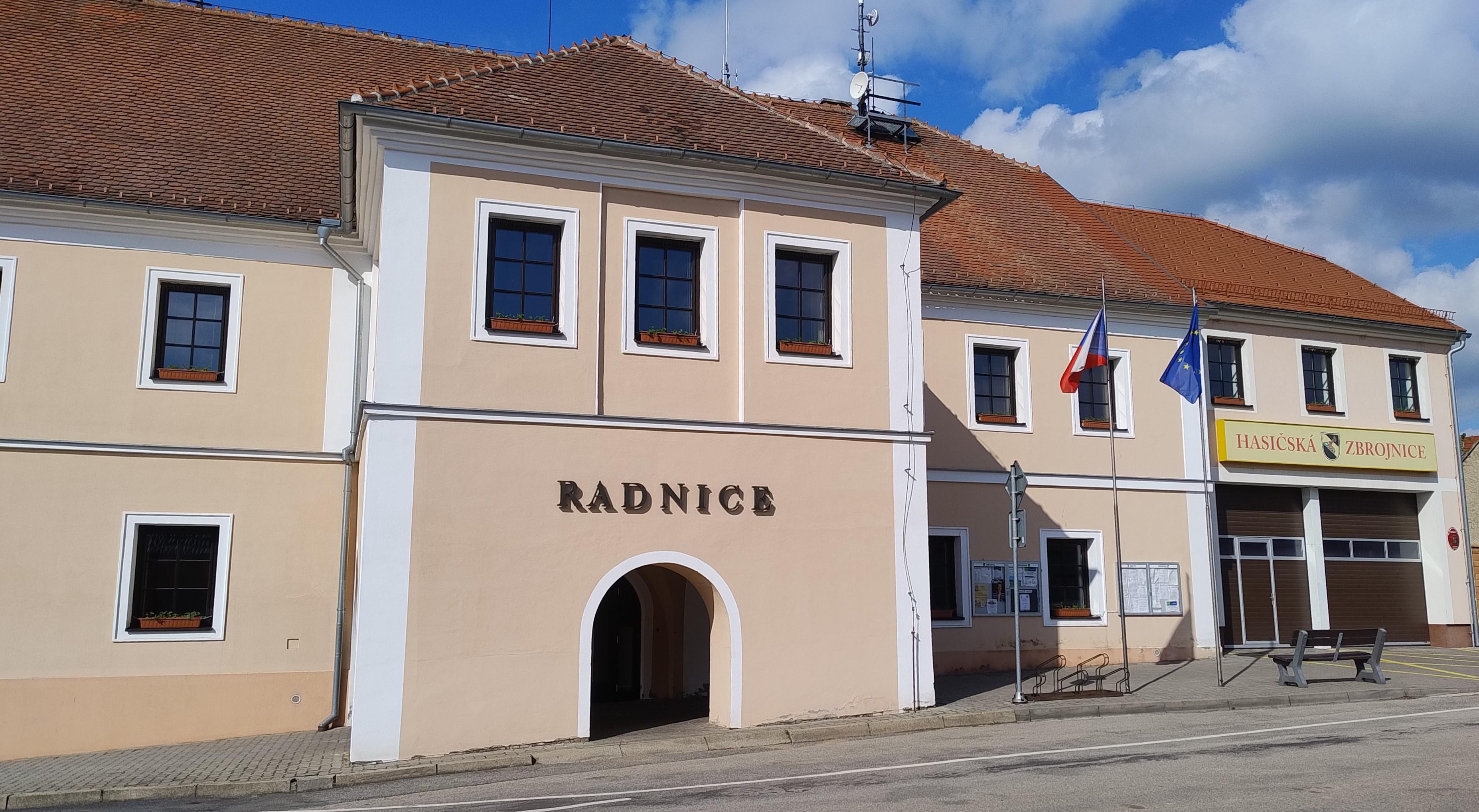 Mohelno - úřad městyse foto 2