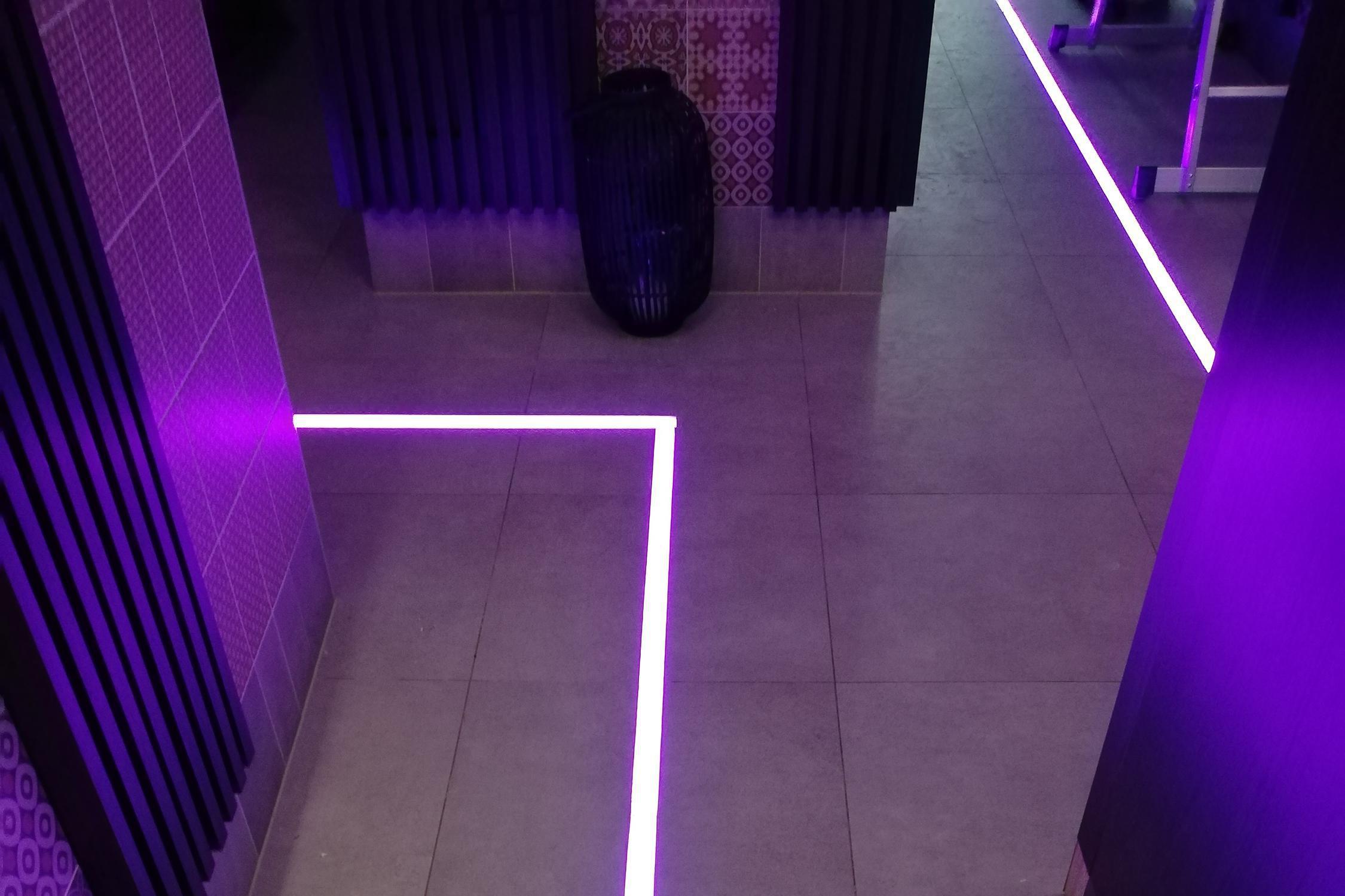 ELEKTROINSTALACE - ELEKTROMONTÁŽ -- Ústí nad Labem