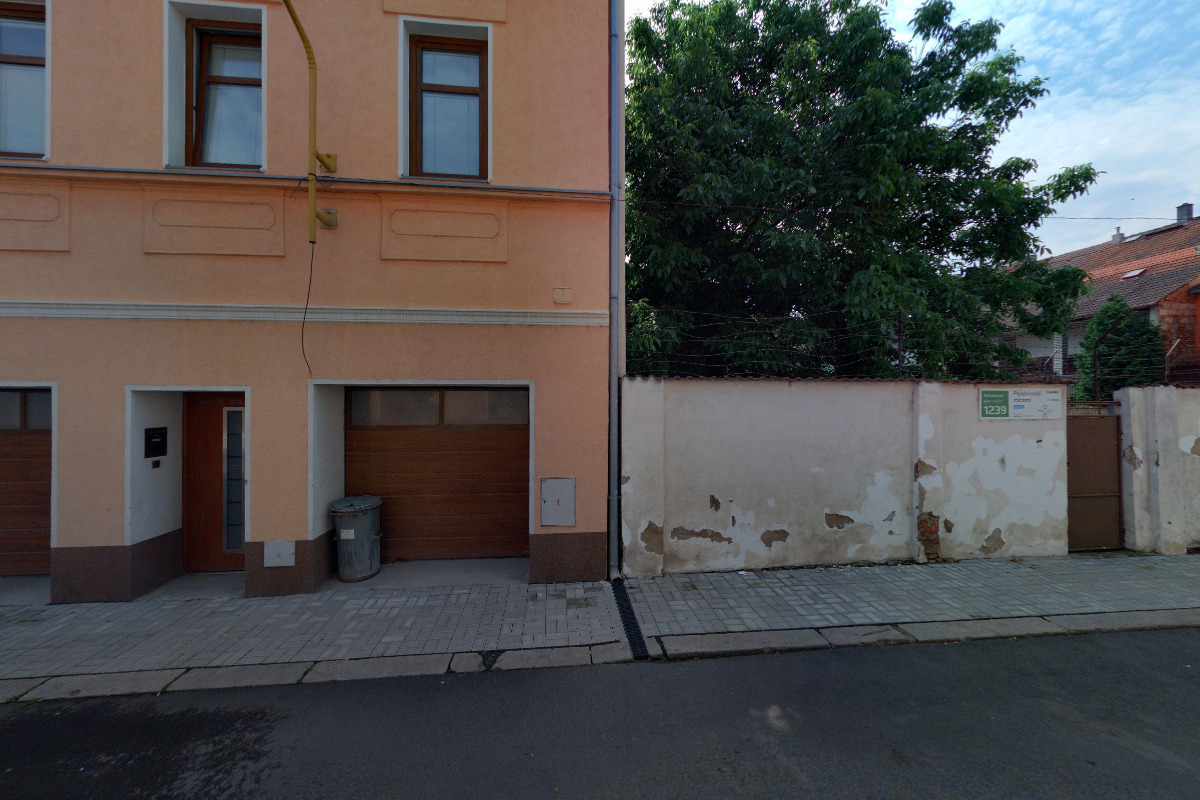 Adrian Adámek - Realitní makléř foto 2