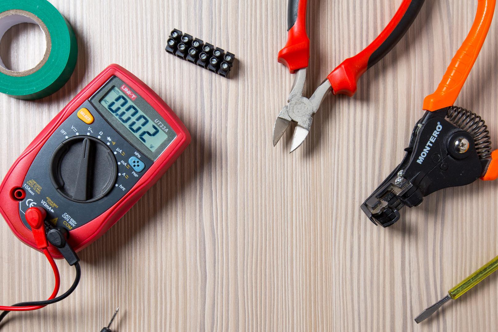 Elektrikář David Mančík