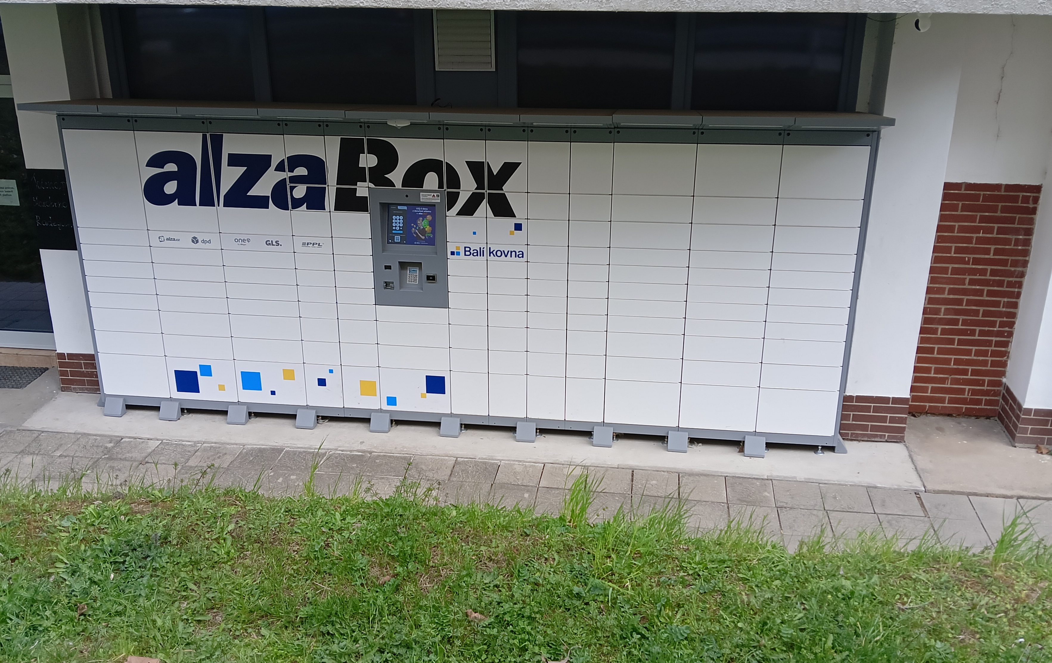 AlzaBox