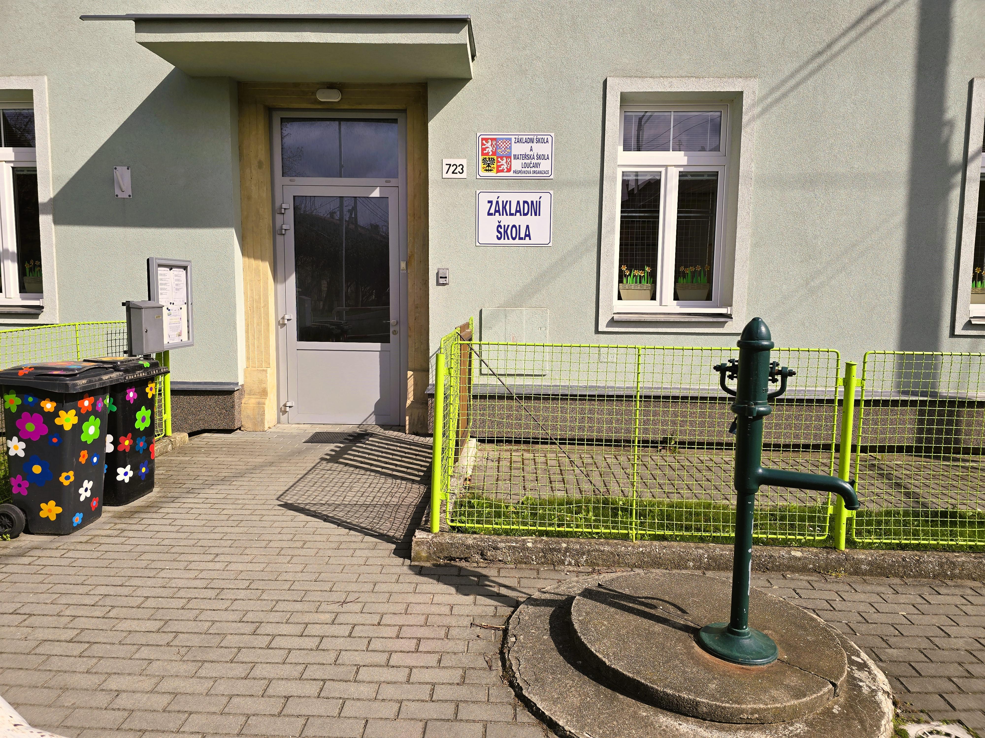 ZŠ a MŠ Loučany foto 2