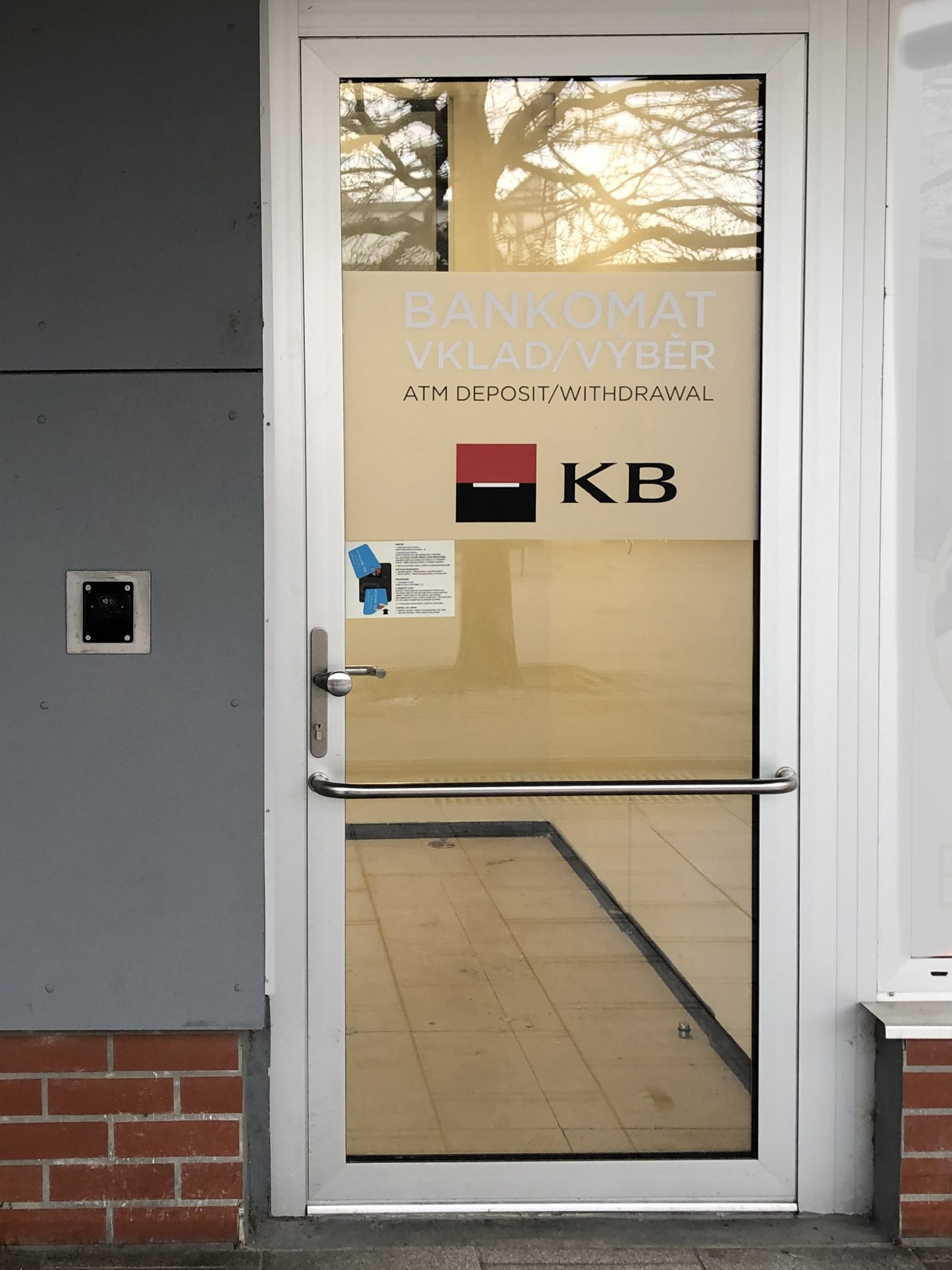 Bankomat Komerční banky foto 3