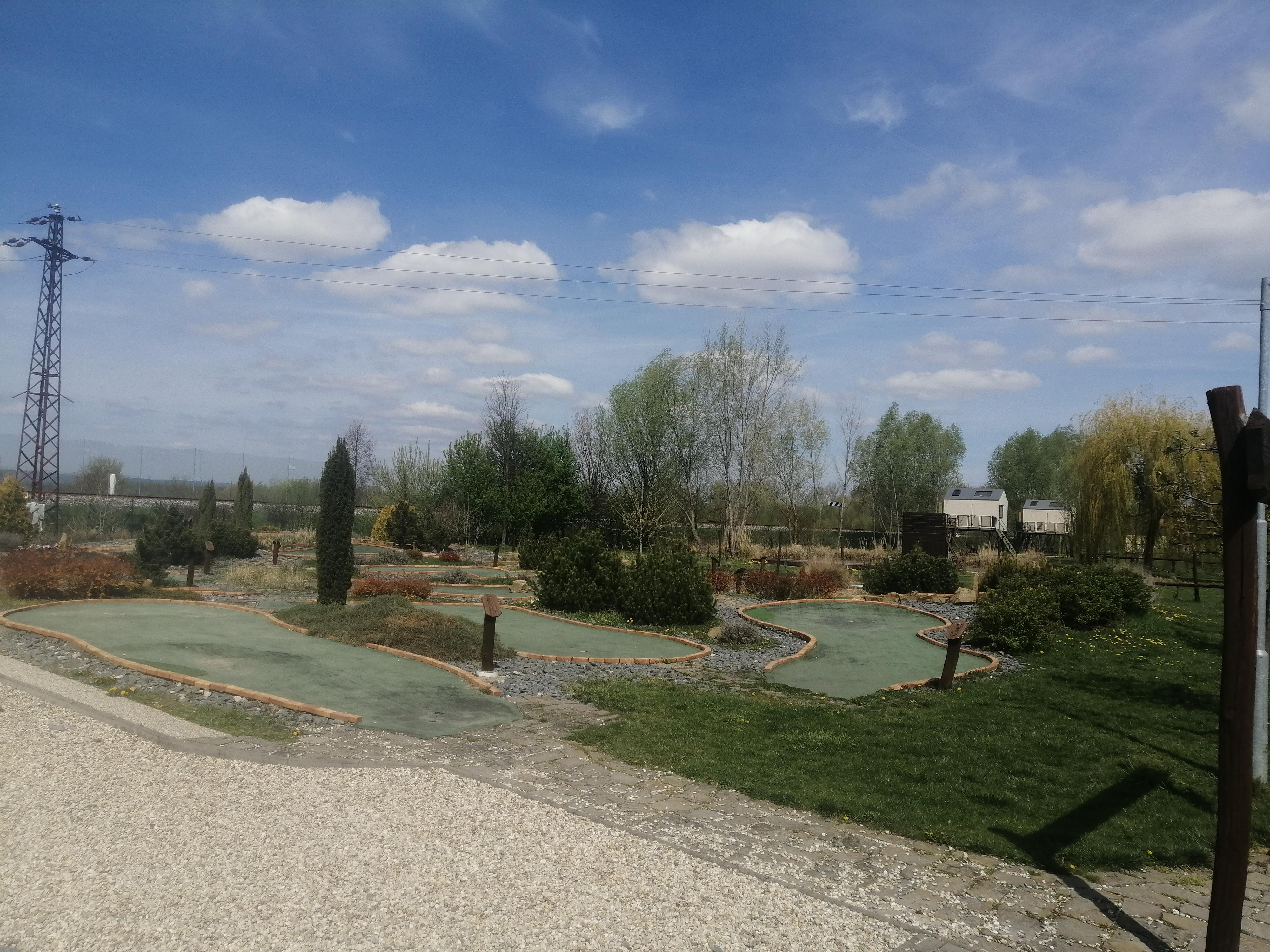 Adventure golf Slovácký dvůr foto 2