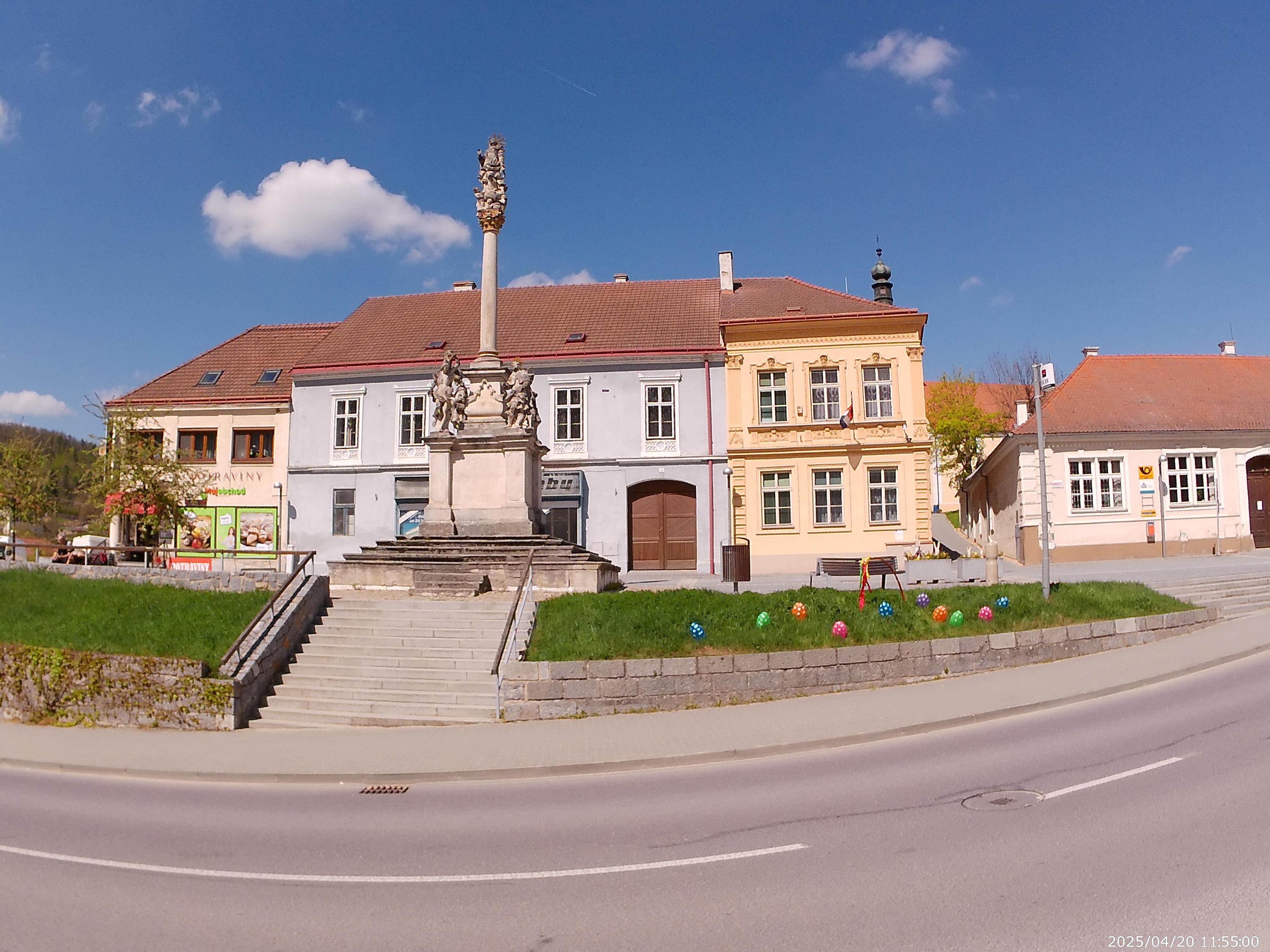 Vranov nad Dyjí - úřad městyse foto 6
