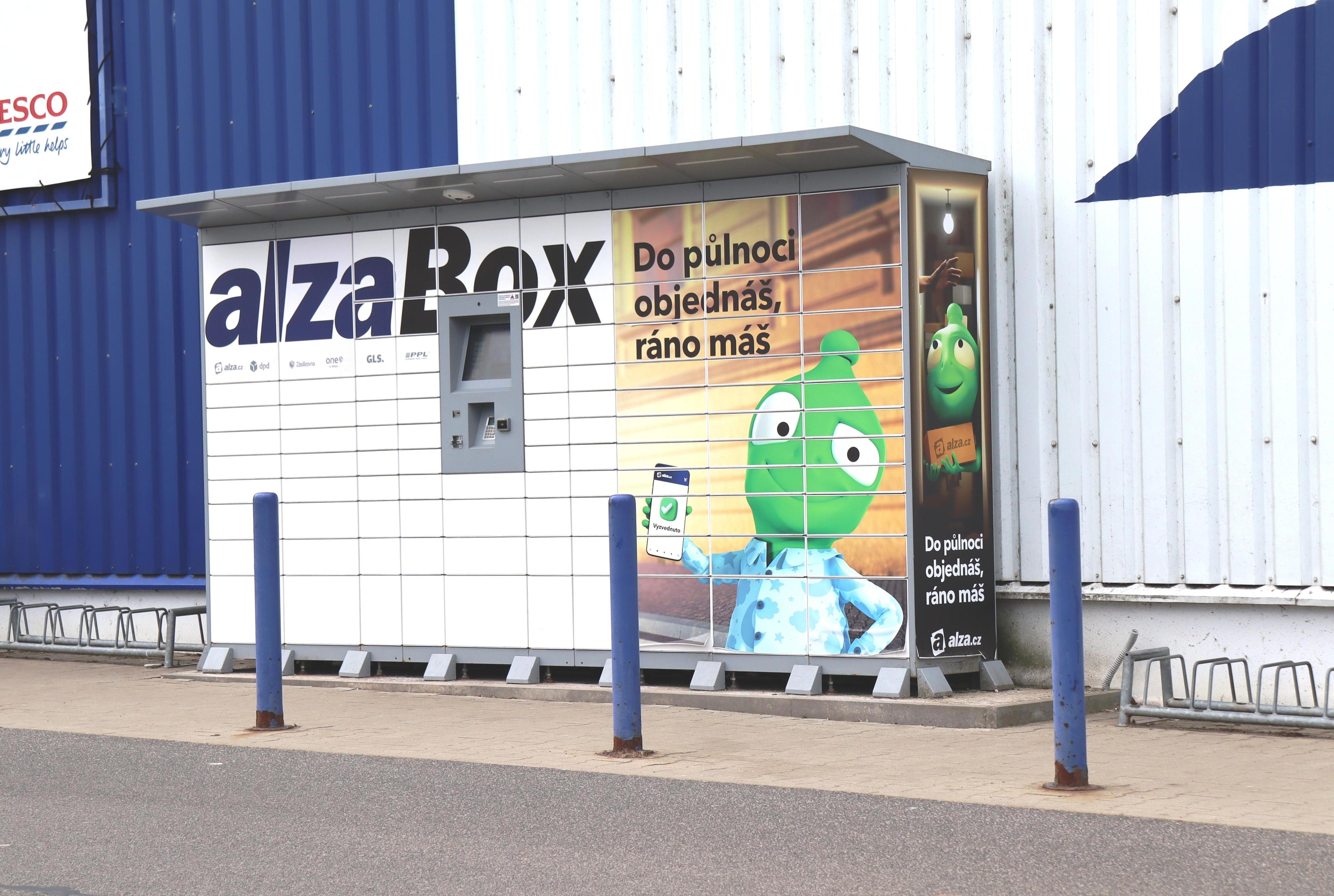 AlzaBox