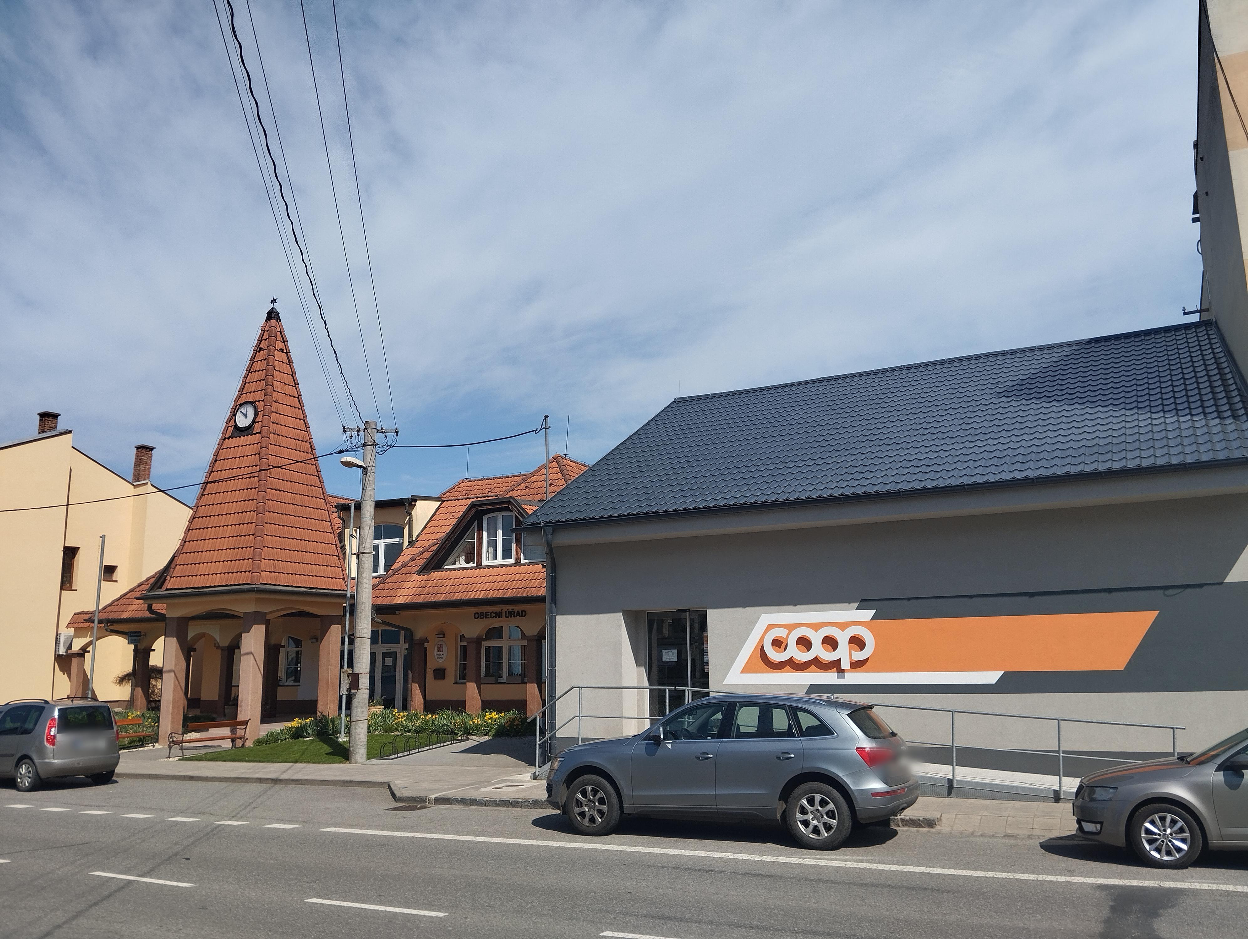 Jednota, spotřební družstvo v Hodoníně - COOP