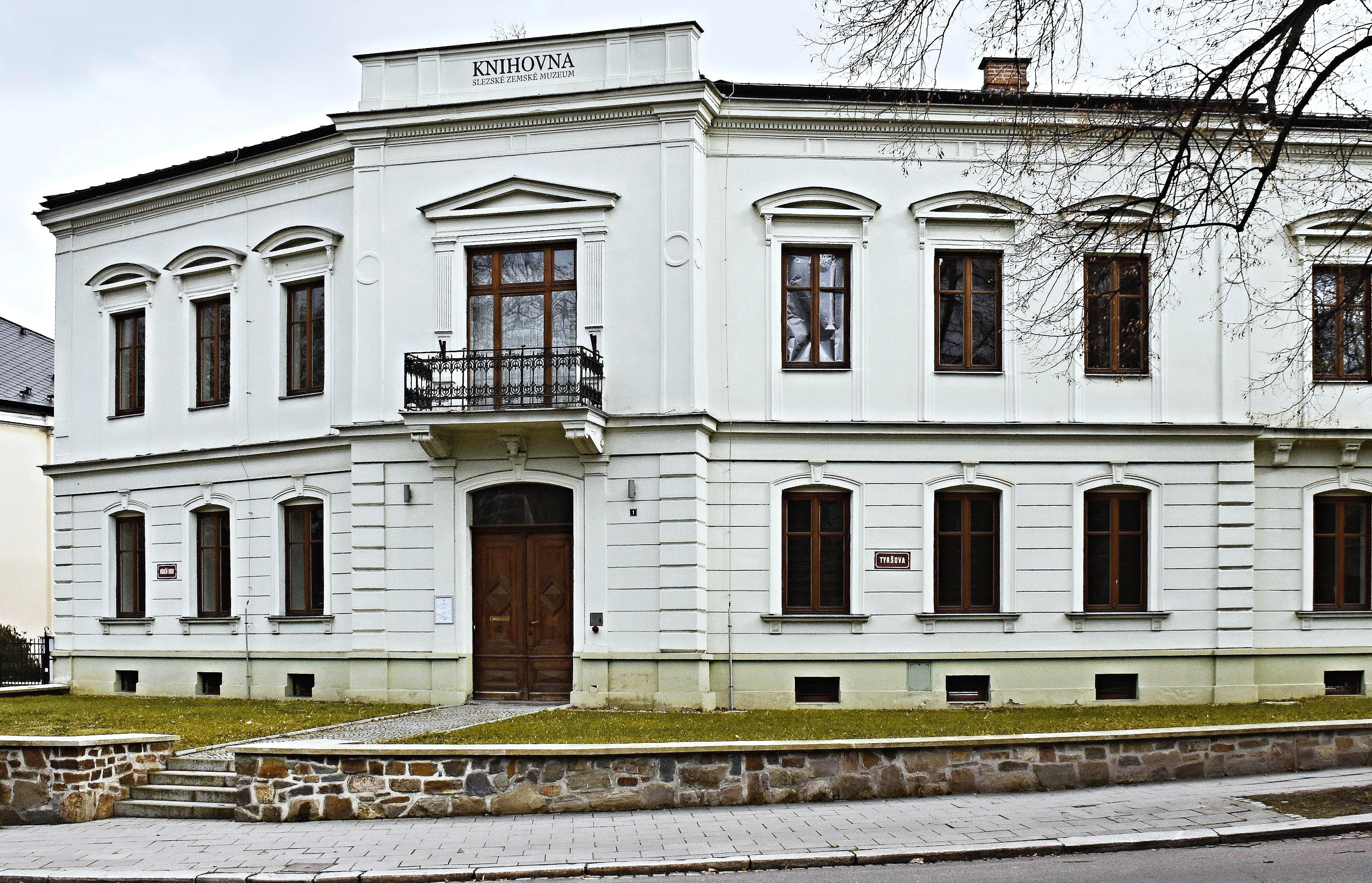 Knihovna Slezského zemského muzea foto 2