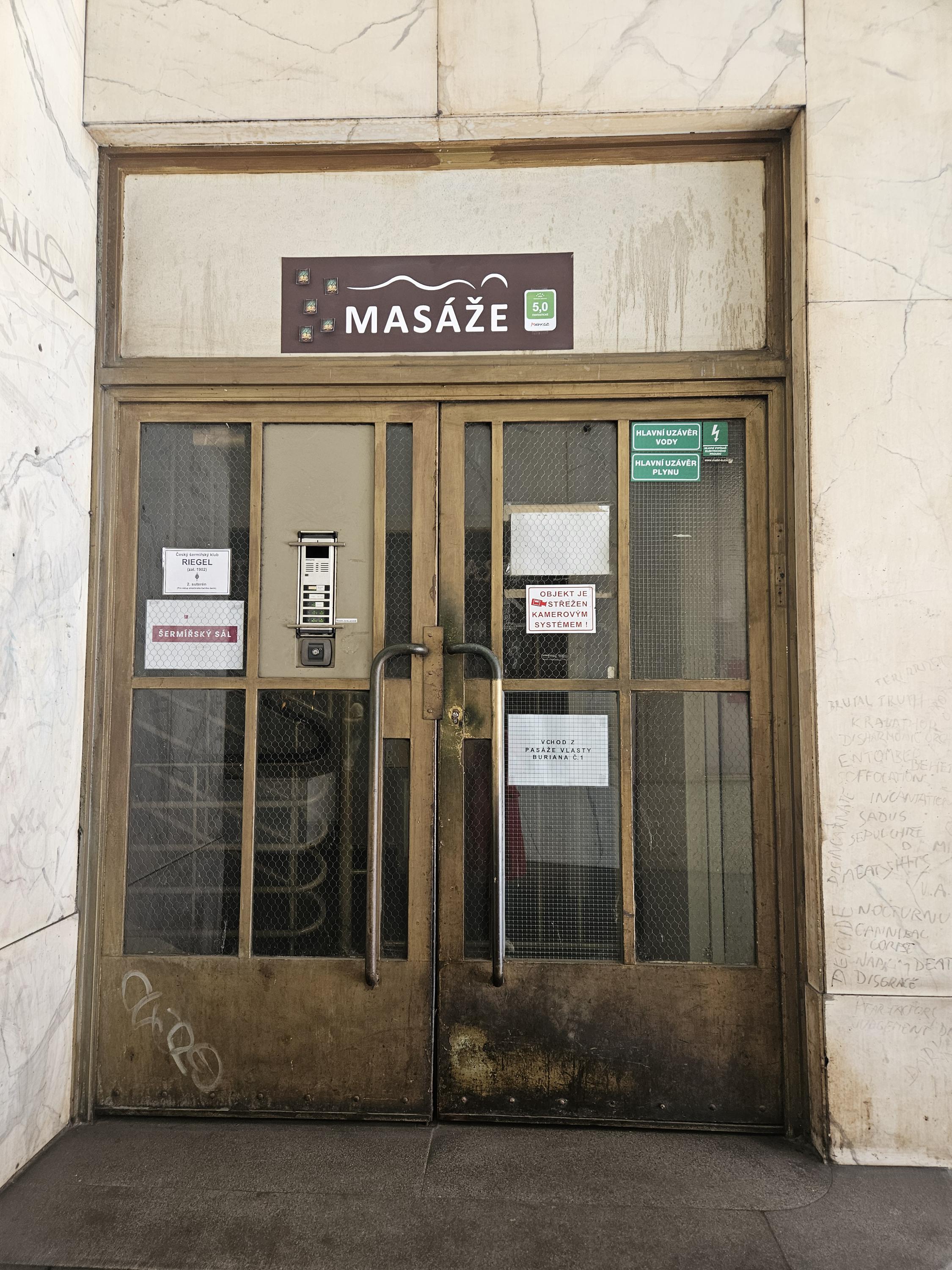 Lenka - Masáže foto 2