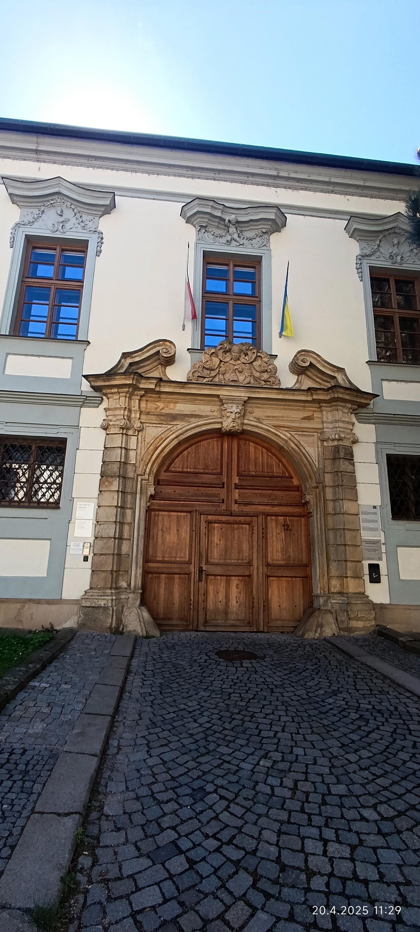 Univerzita Palackého v Olomouci - Katedra aplikované ekonomie Filozofické fakulty foto 2