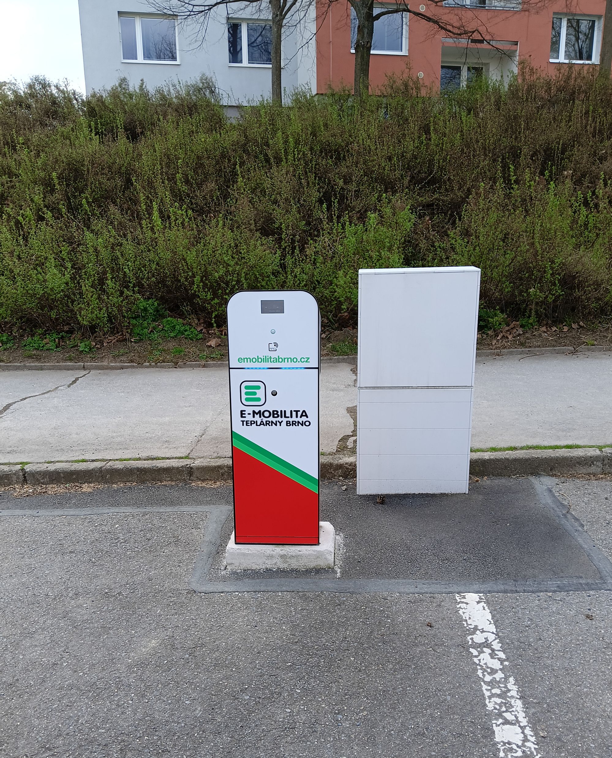 Teplárny Brno, a.s. - nabíjecí stanice foto 2