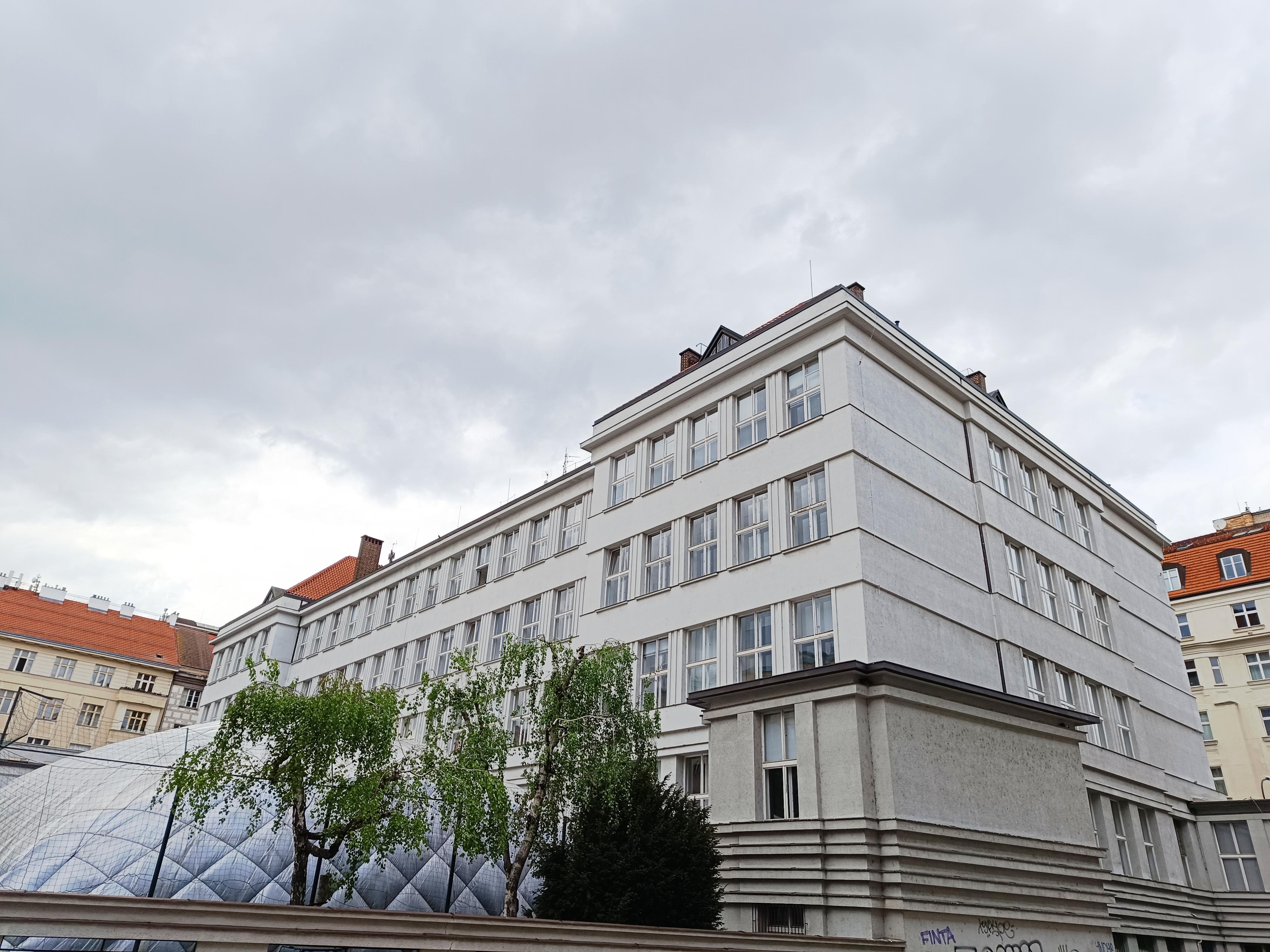 Střední průmyslová škola potravinářských technologií, Praha 2 foto 3